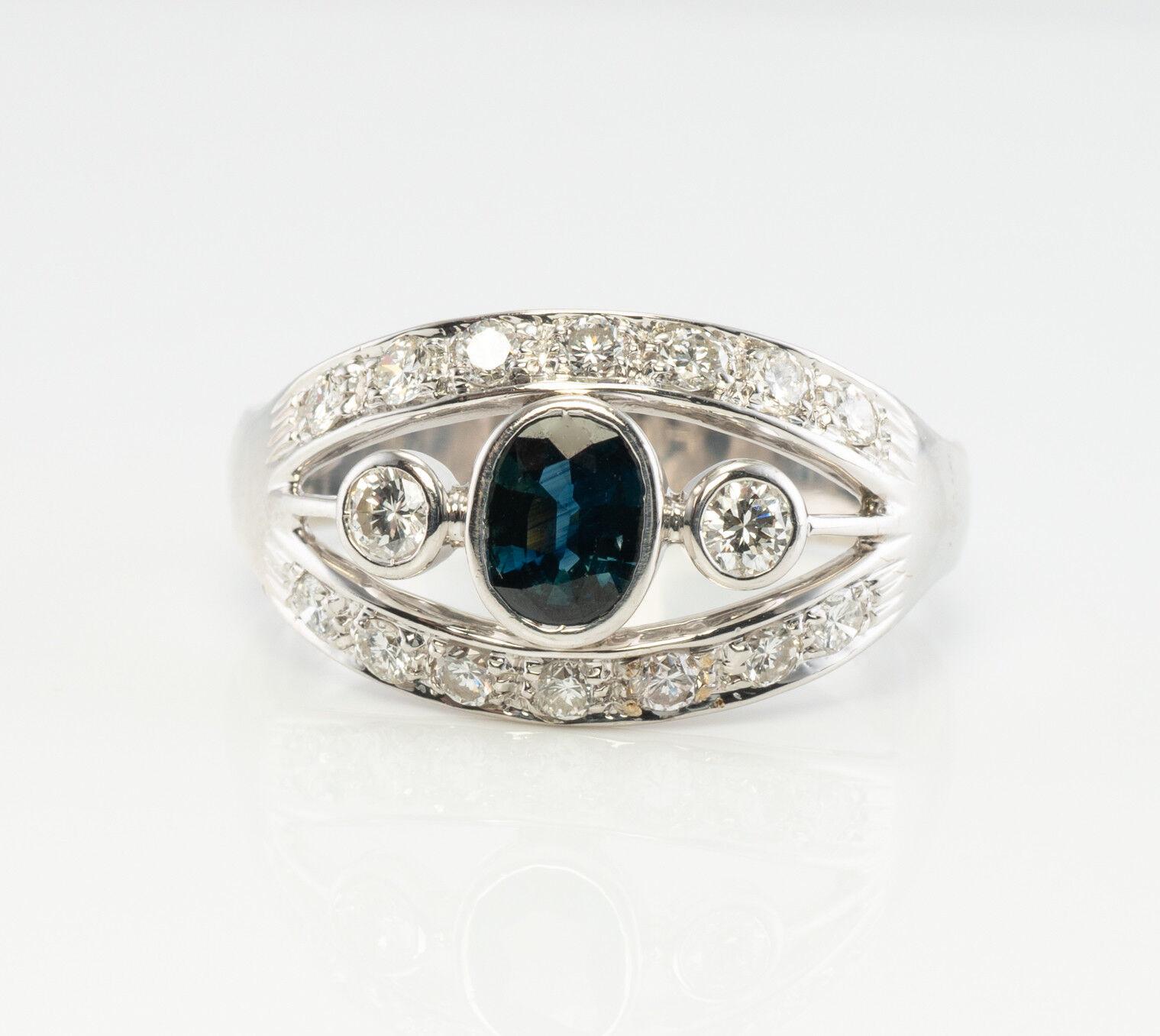 Anello con diamante naturale e zaffiro in oro bianco 18K

Questo splendido anello di proprietà è finemente realizzato in solido oro bianco 18 carati ed è incastonato con zaffiri e diamanti autentici estratti dalla terra. 
Lo zaffiro ovale