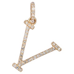 Ciondolo delicato a forma di lettera "V" in oro giallo massiccio 14k con diamante naturale