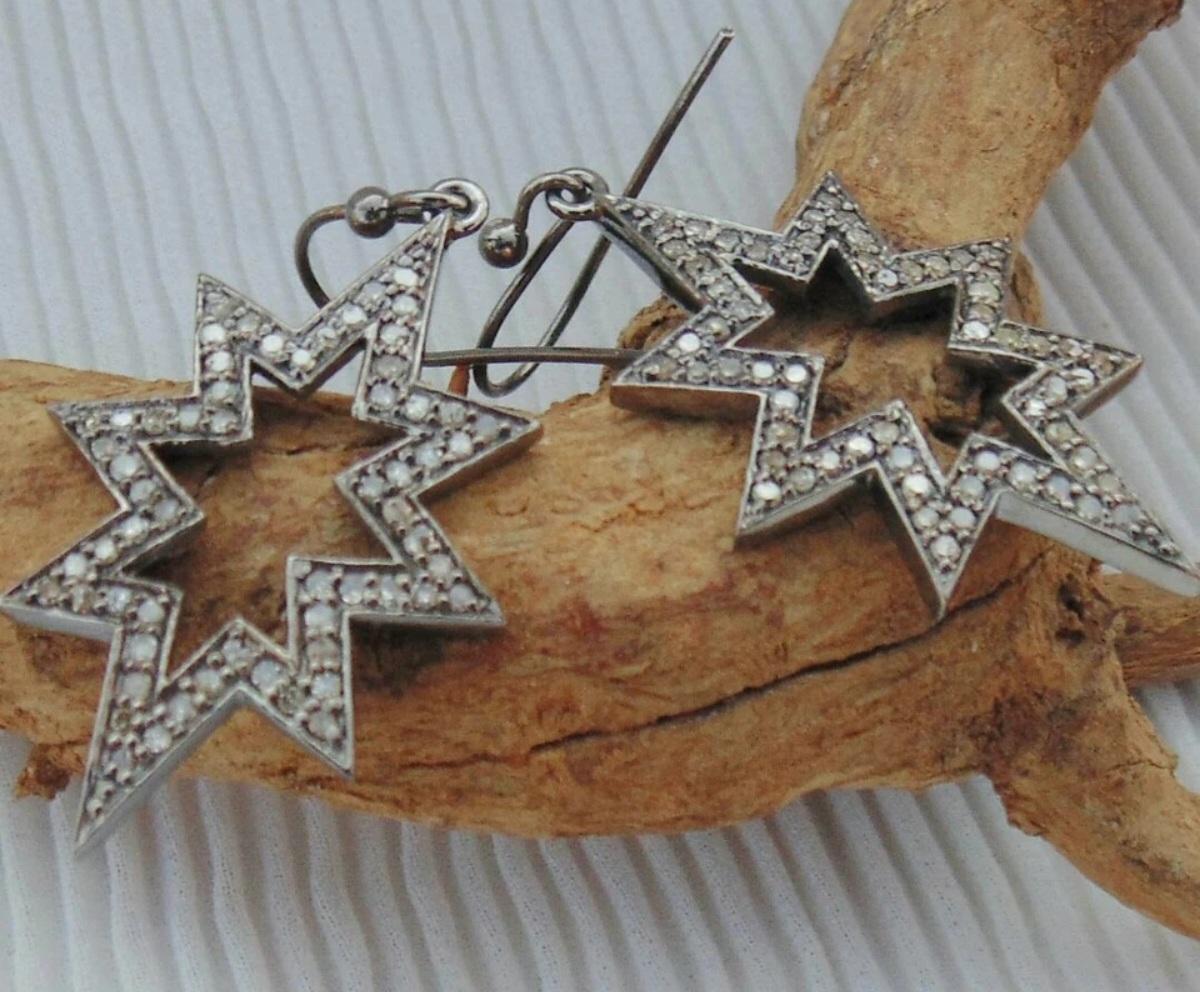Taglio rotondo Orecchino a stella con diamante naturale in argento 925 Pave Diamond Star Earring Regalo. in vendita
