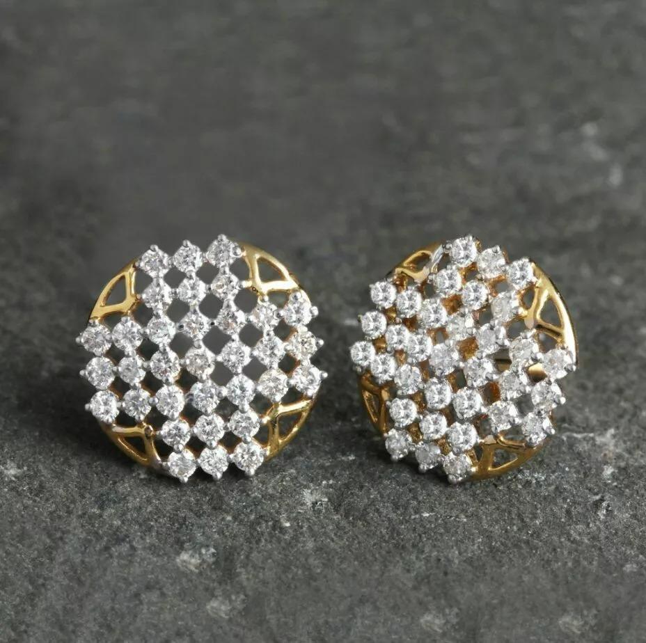 Round Cut Natural Diamond Stud Earring 14K Yellow Gold Handmade For Sale