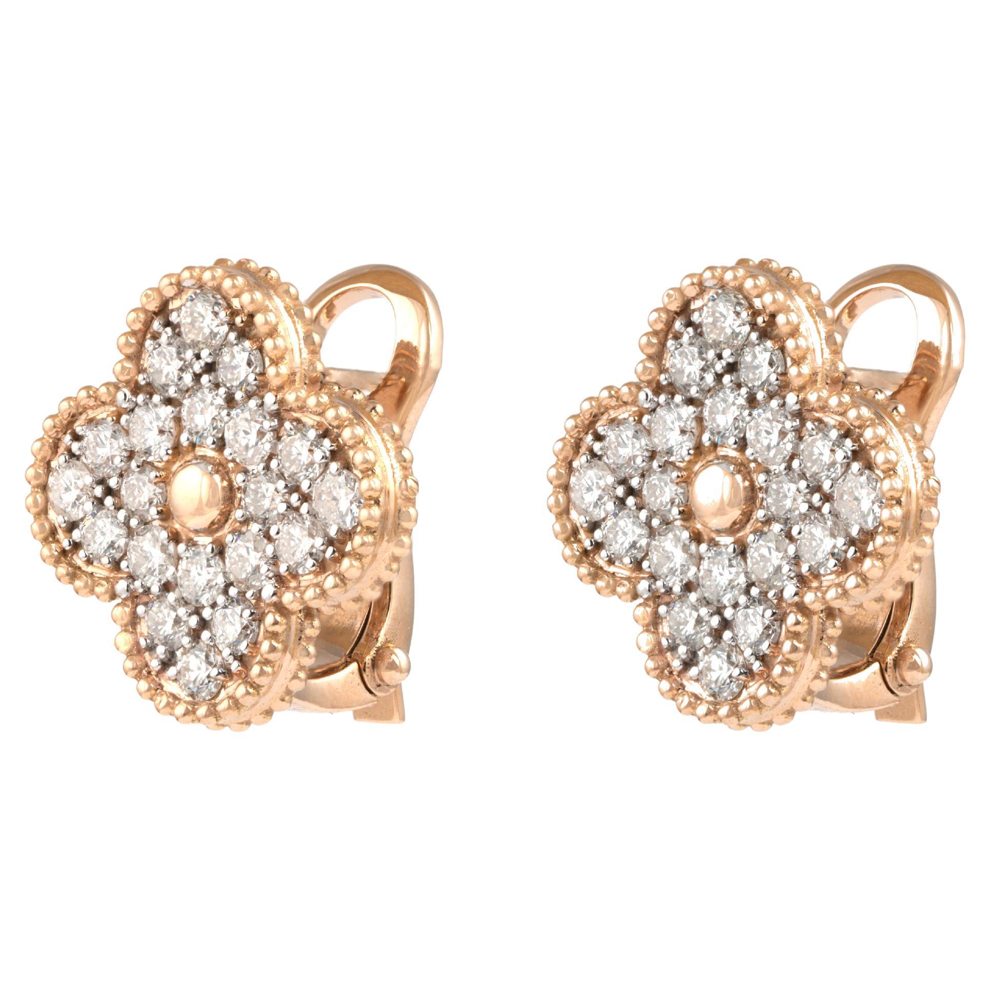 Natural Diamond Stud Earrings with 2.52 Carats Diamond and 18k For Sale
