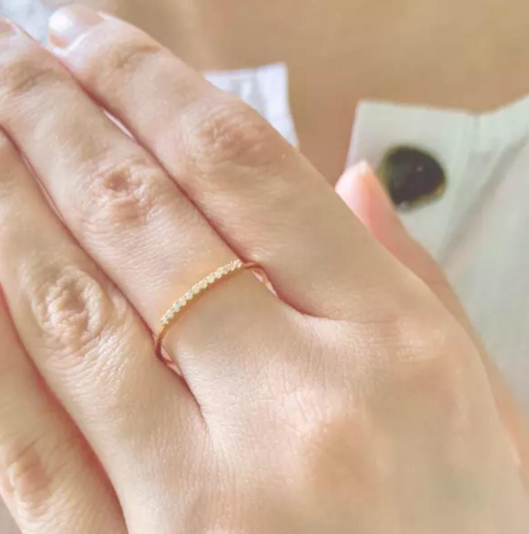 Bague cloutée en or massif 14 carats pour femmes, cadeau de la fête des mères Neuf - En vente à Chicago, IL