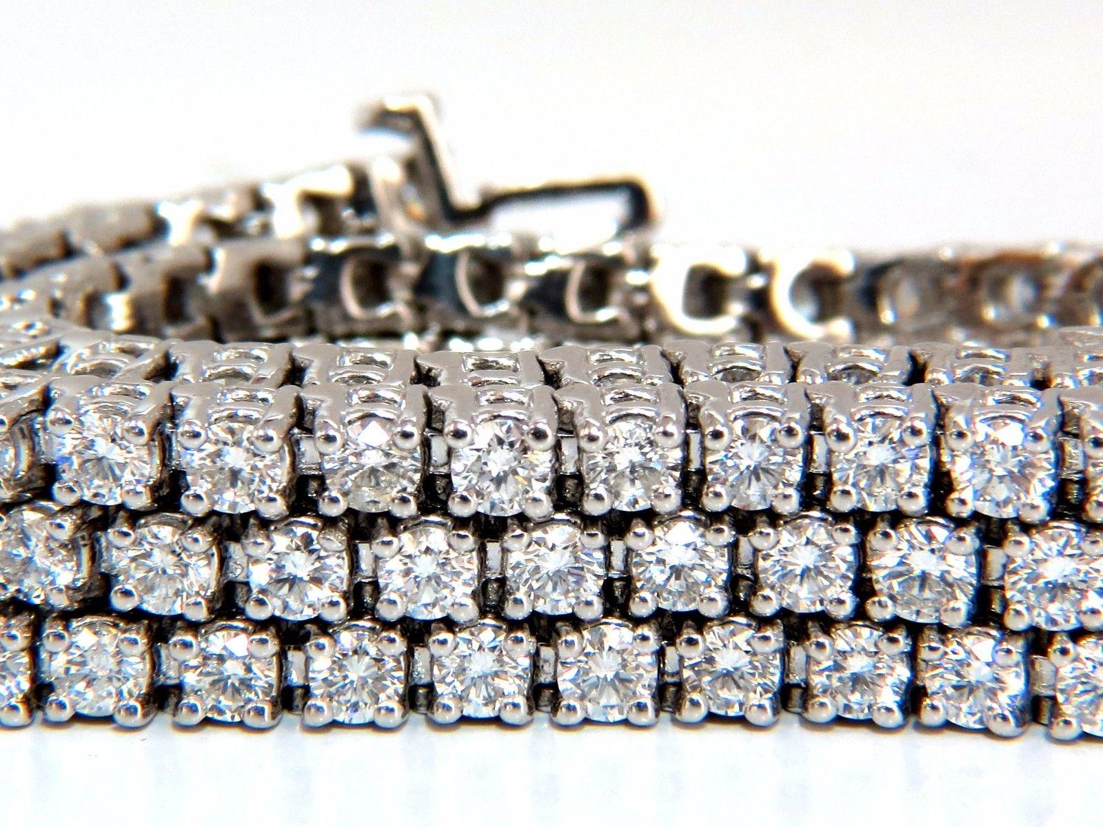 Natürliches natürliches Diamant-Tennisarmband 12,32 Karat G/Vs 14 Karat Dreireihige Brilliants (Rundschliff) im Angebot