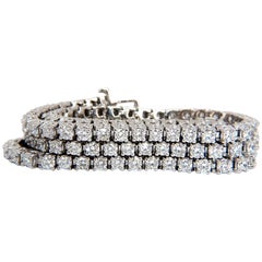 Natural Diamond Tennis Bracelet 12.32 Carat G/Vs 14 Karat Three Rows Brilliants