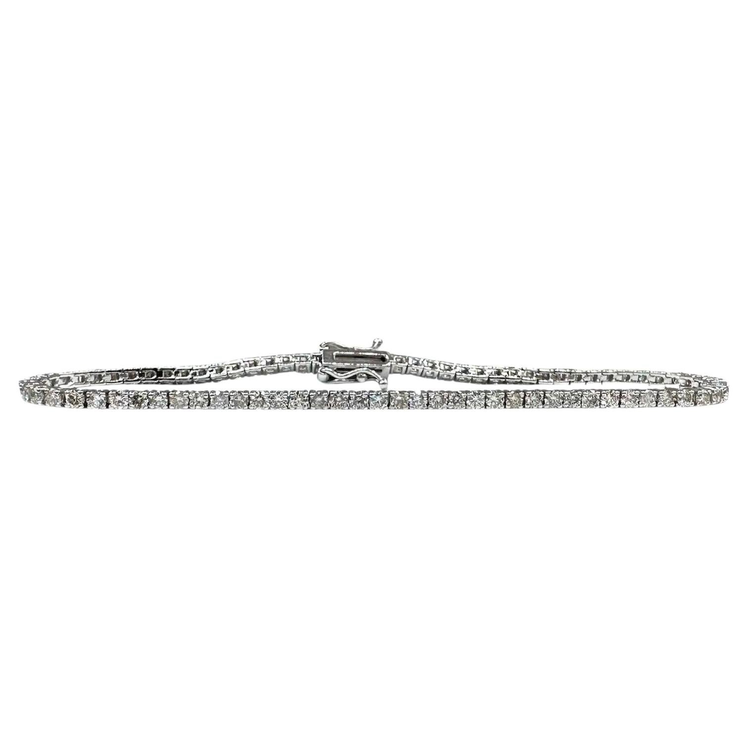 Tennis-Armband mit natürlichen Diamanten aus 14kt Weißgold - 2,80ctw, 7in, New