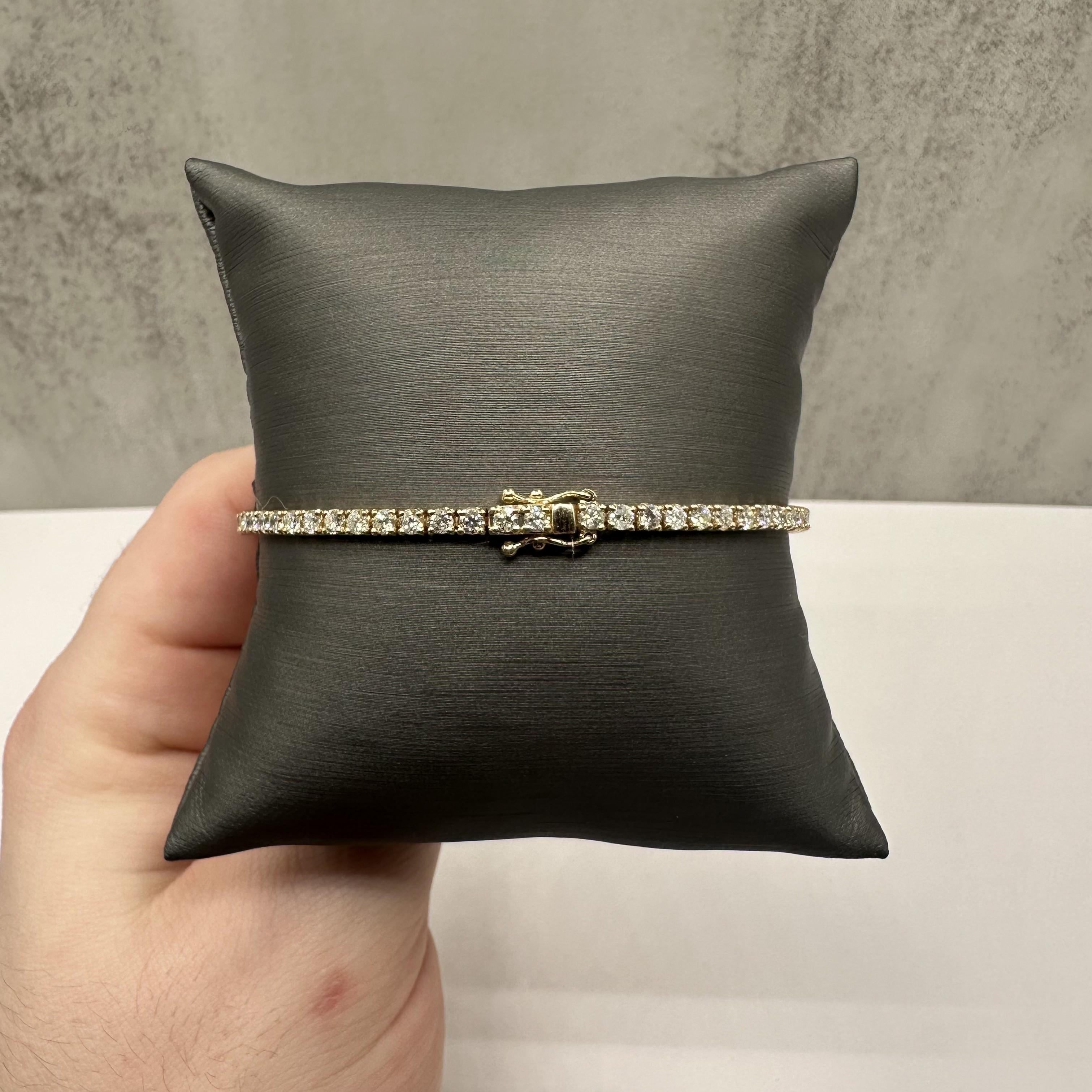 Pulsera de tenis de diamantes naturales en oro amarillo de 14 quilates - 3ct GH SI2-I1, 7 Corte redondo en venta