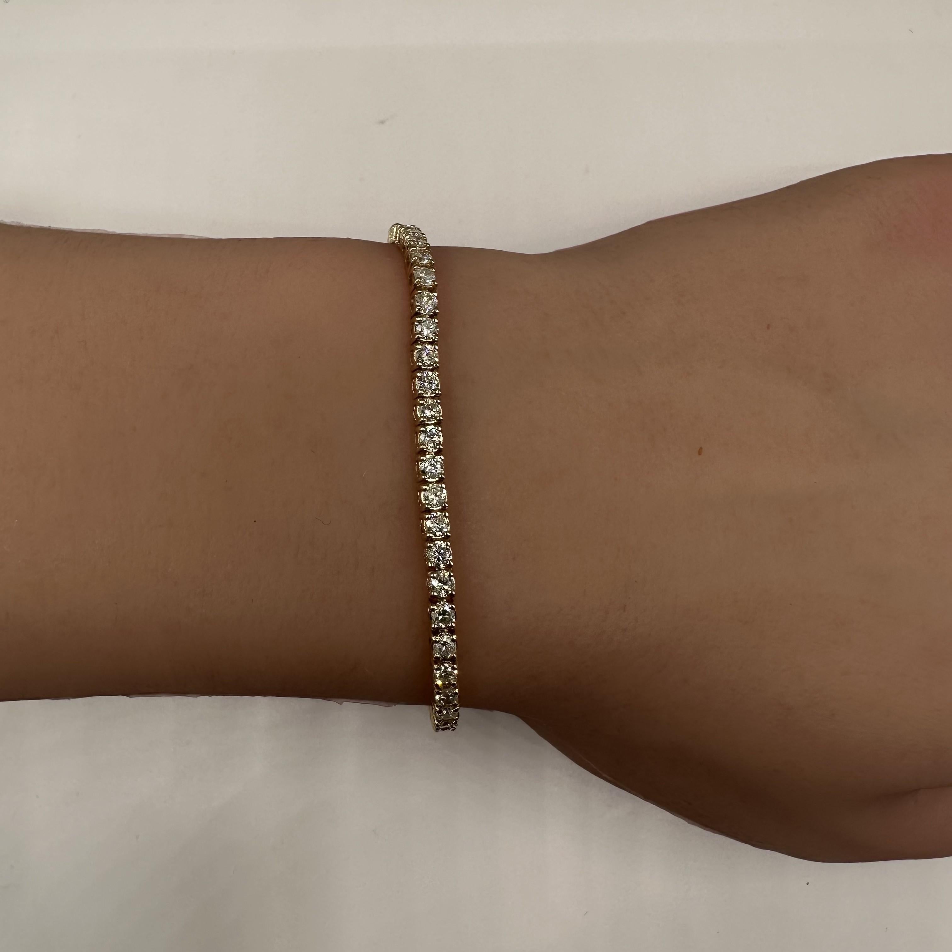 Pulsera de tenis de diamantes naturales en oro amarillo de 14 quilates - 3ct GH SI2-I1, 7 en Nuevo estado para la venta en West Hempstead, NY