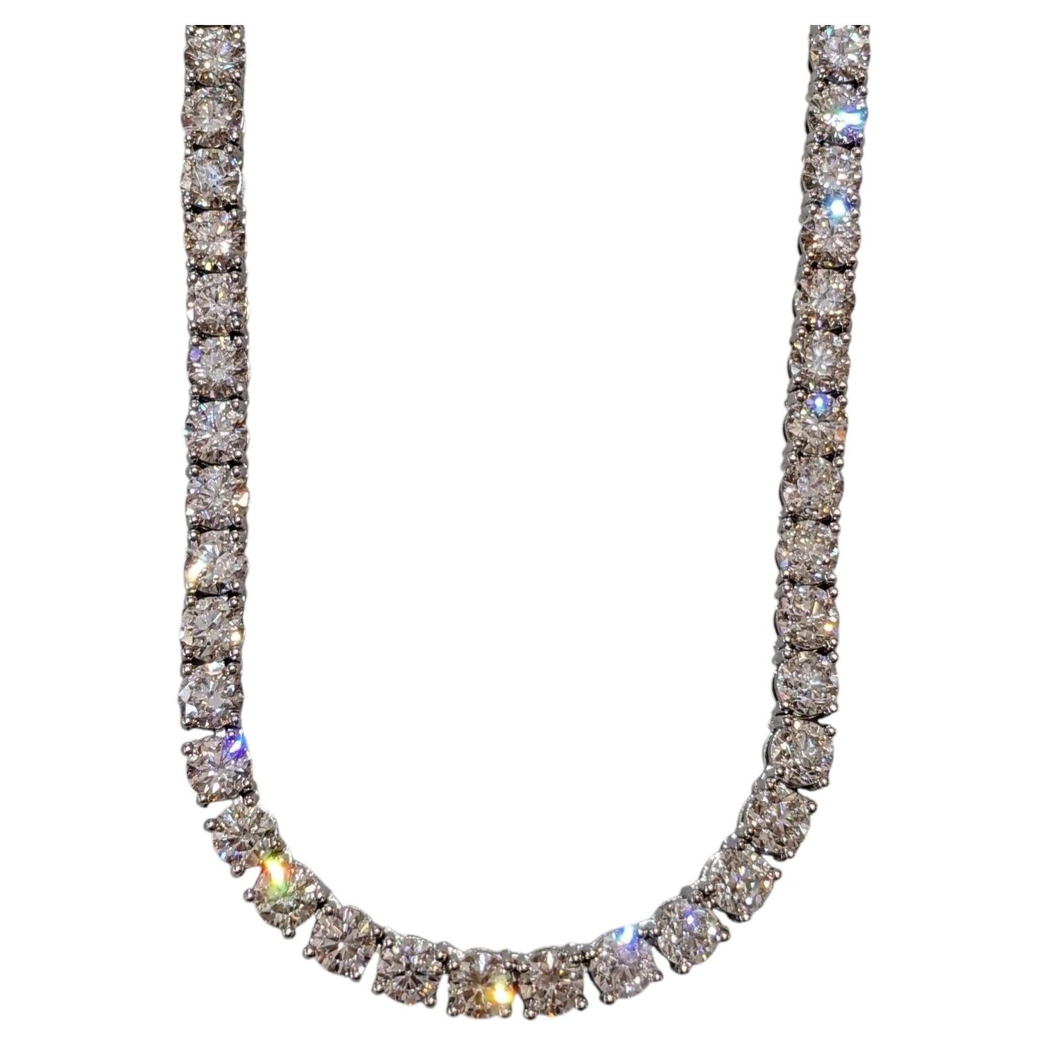 Collana Tennis con diamanti naturali 37,70cttw in oro bianco 18 carati, 17,5".