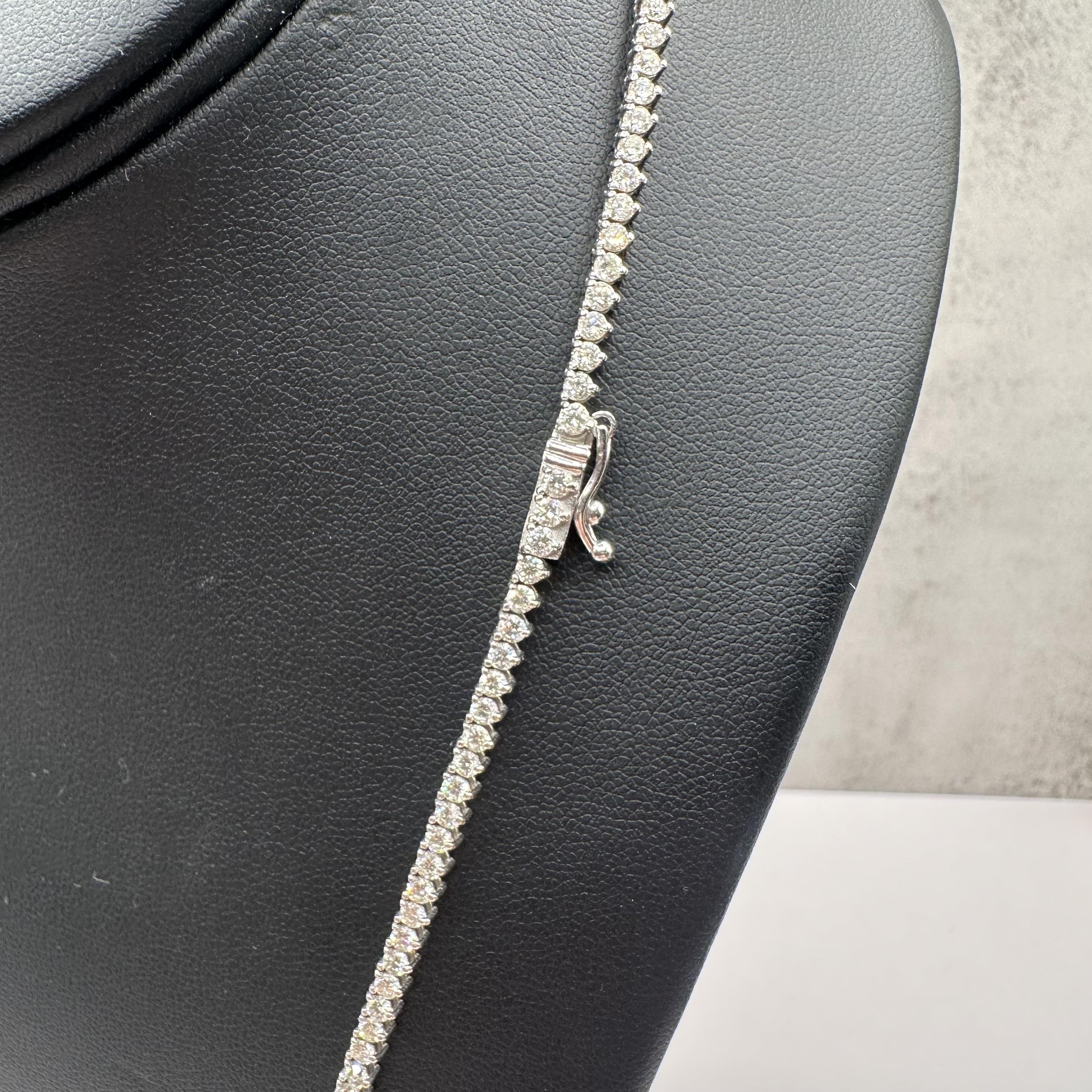 Collier de tennis en or blanc 14kt et diamants naturels -7.67ctw Diamonds, 20