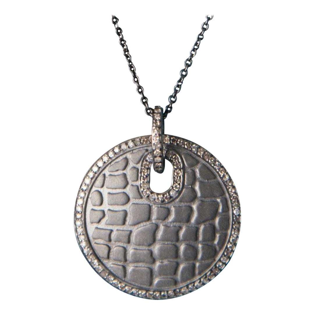 Pendentif texturé en diamant naturel en argent sterling 925 Cercle de diamant Cadeau de fête.