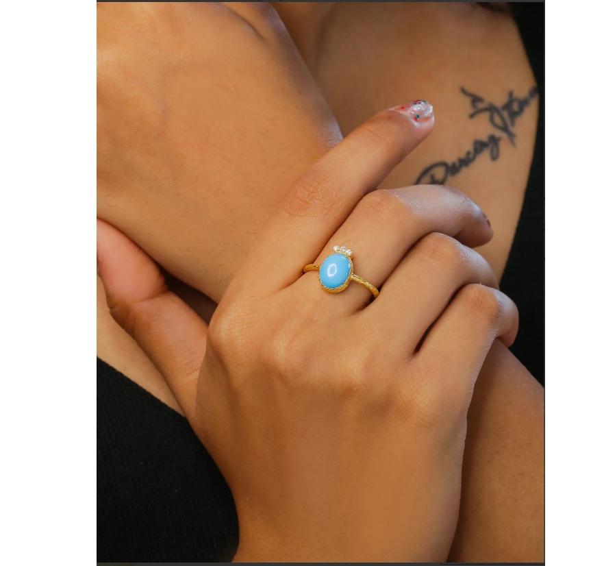Anello con diamante naturale e turchese in oro 18 carati In condizioni Nuovo in vendita a jaipur, IN