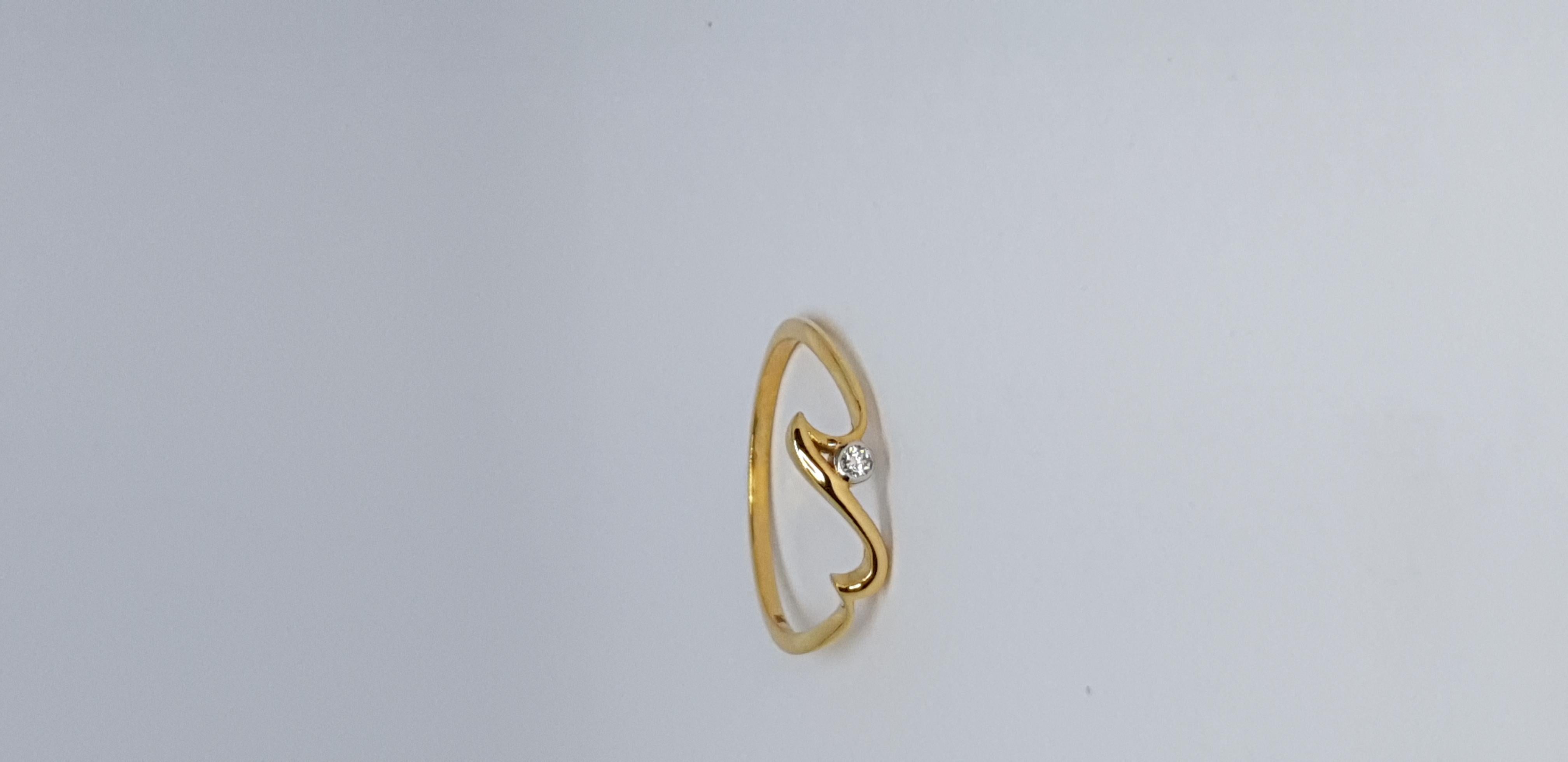 For Sale:  Natural Diamond Wave Ring 14K Solid Gold Dainty Ocean Lover Jewelry Gift. 10