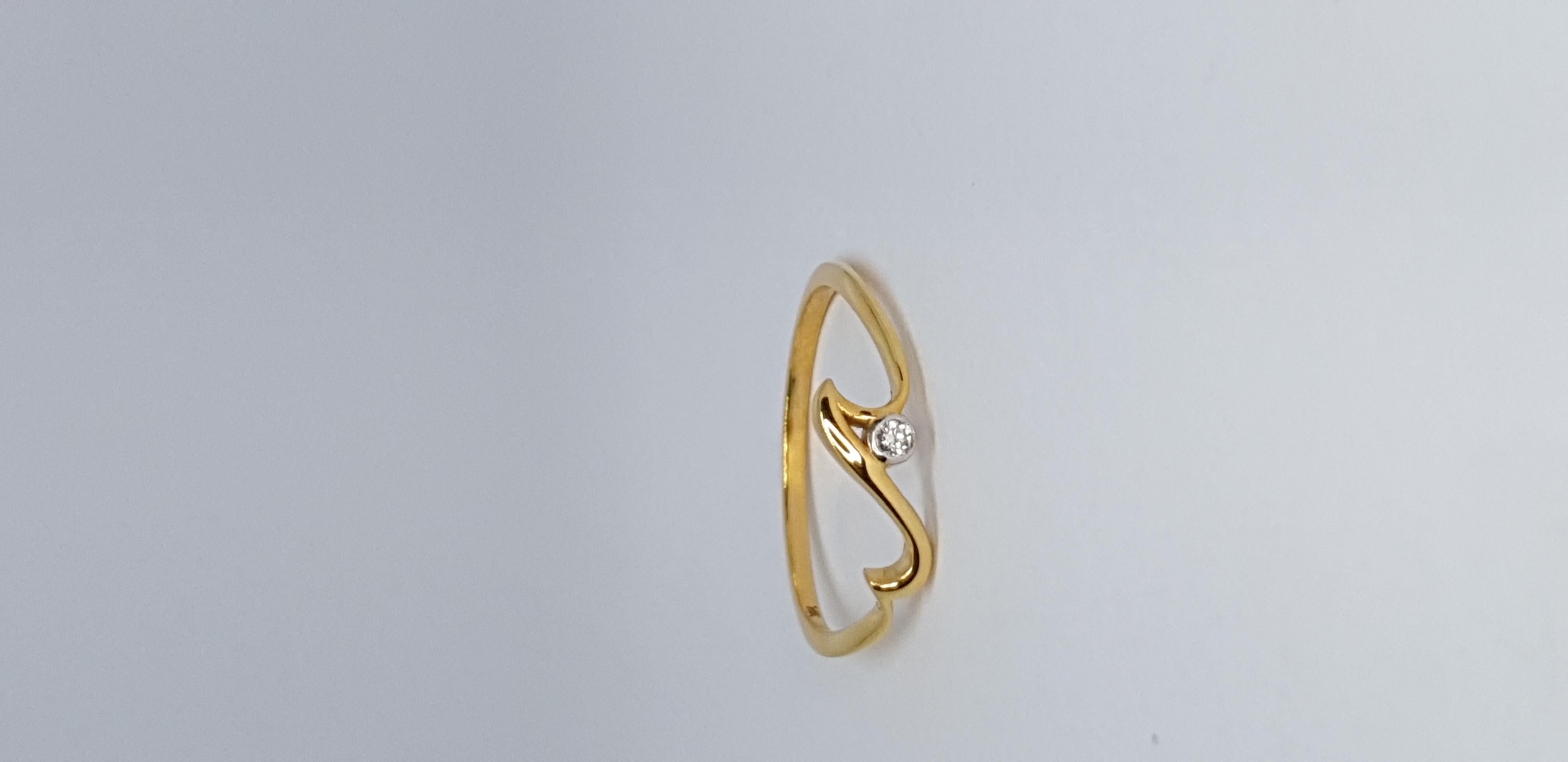 For Sale:  Natural Diamond Wave Ring 14K Solid Gold Dainty Ocean Lover Jewelry Gift. 18