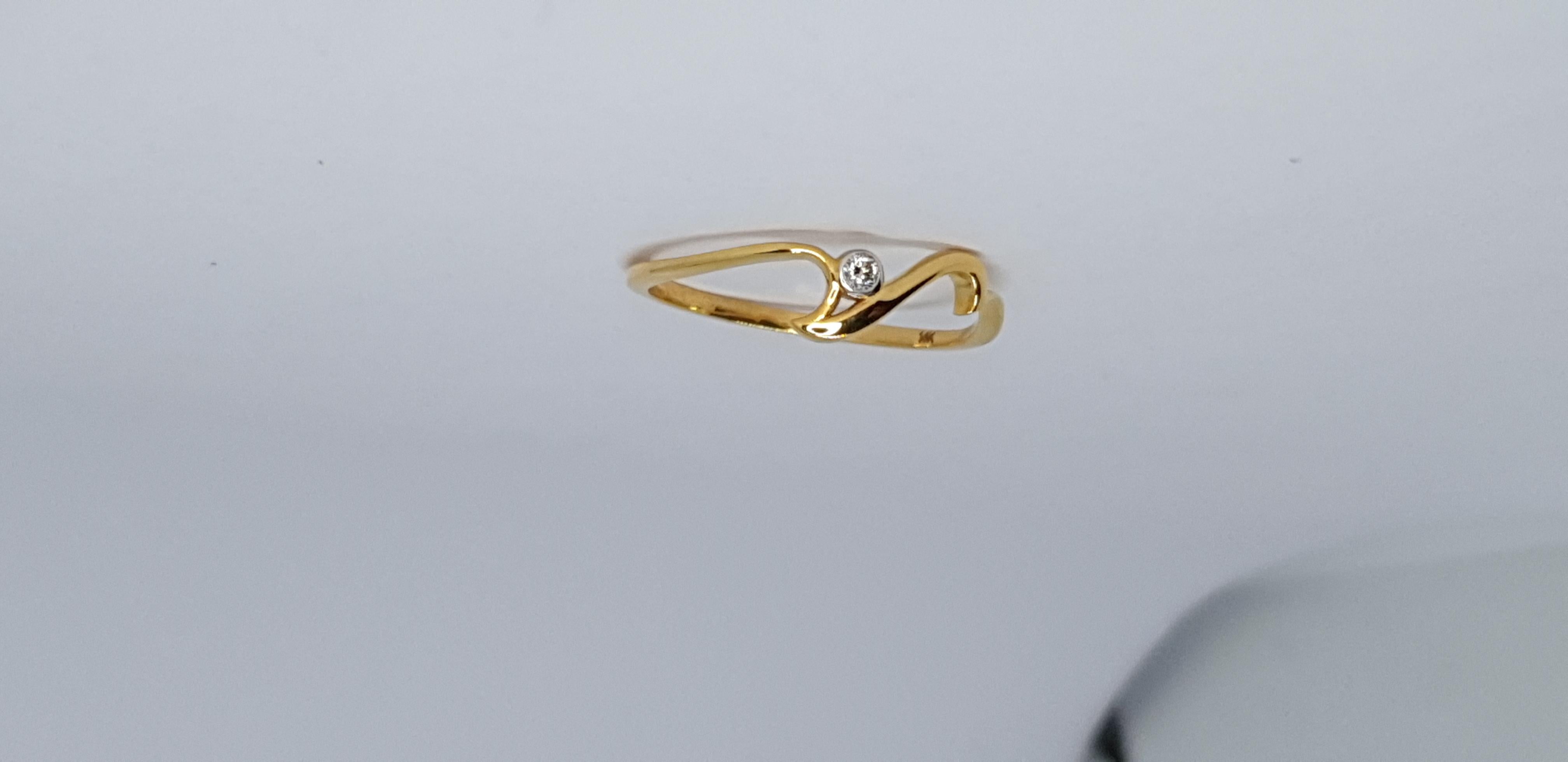 For Sale:  Natural Diamond Wave Ring 14K Solid Gold Dainty Ocean Lover Jewelry Gift. 4