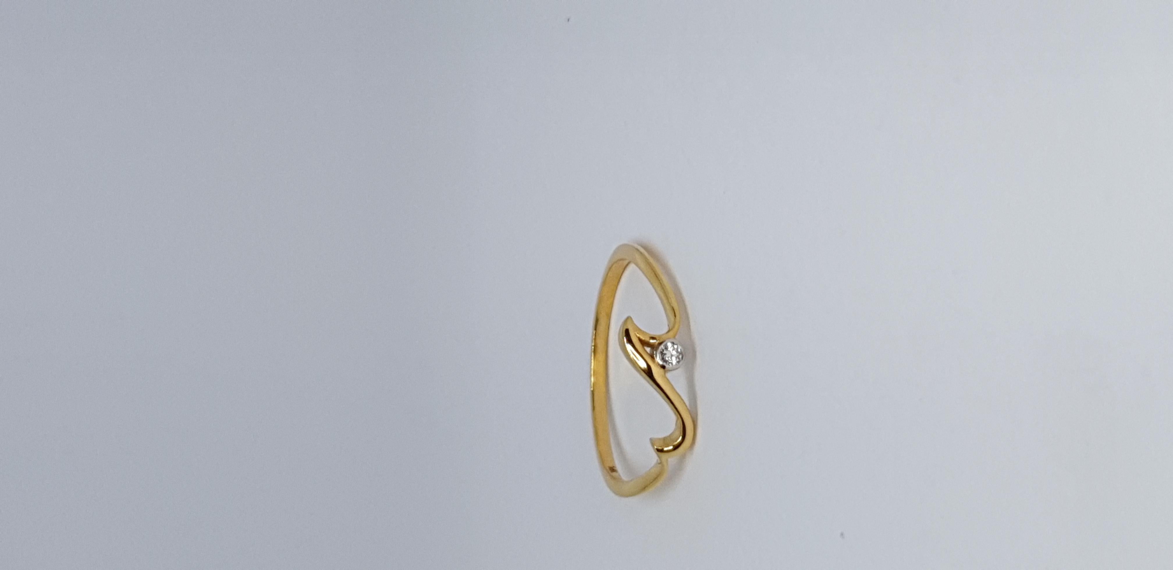 For Sale:  Natural Diamond Wave Ring 14K Solid Gold Dainty Ocean Lover Jewelry Gift. 7
