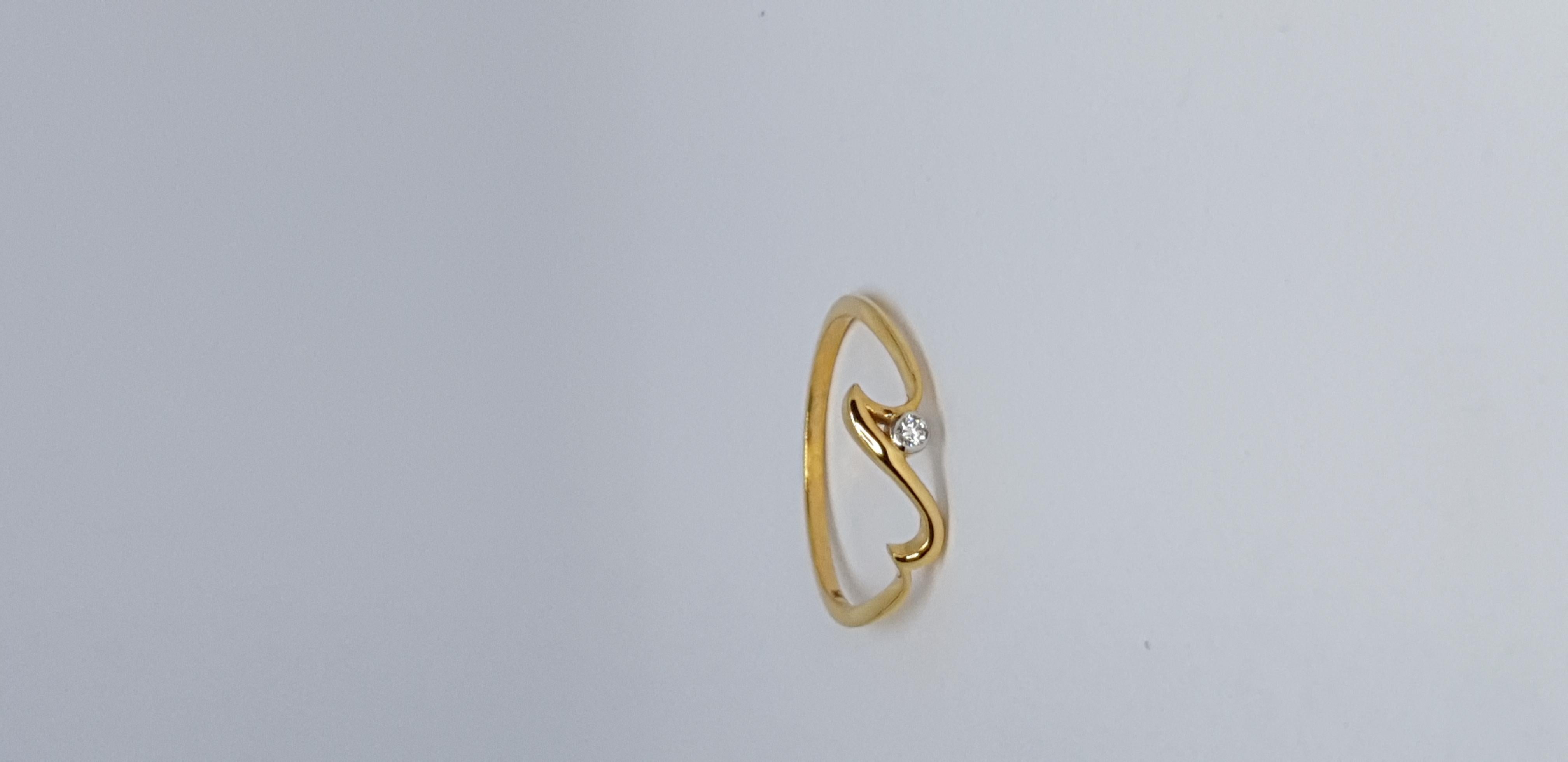 For Sale:  Natural Diamond Wave Ring 14K Solid Gold Dainty Ocean Lover Jewelry Gift. 8