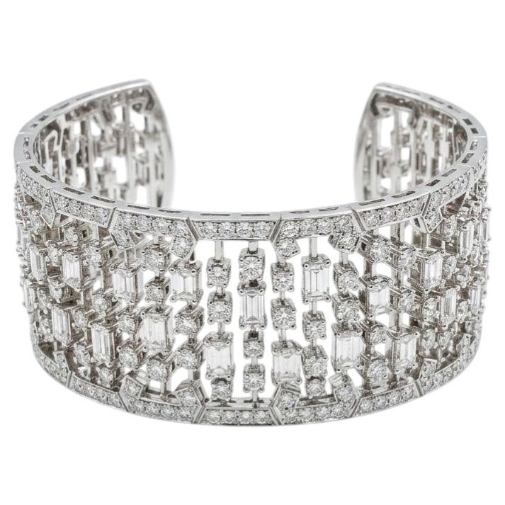 Bracciale a fascia larga con diamanti naturali in oro bianco 18 carati, con 20,47 carati