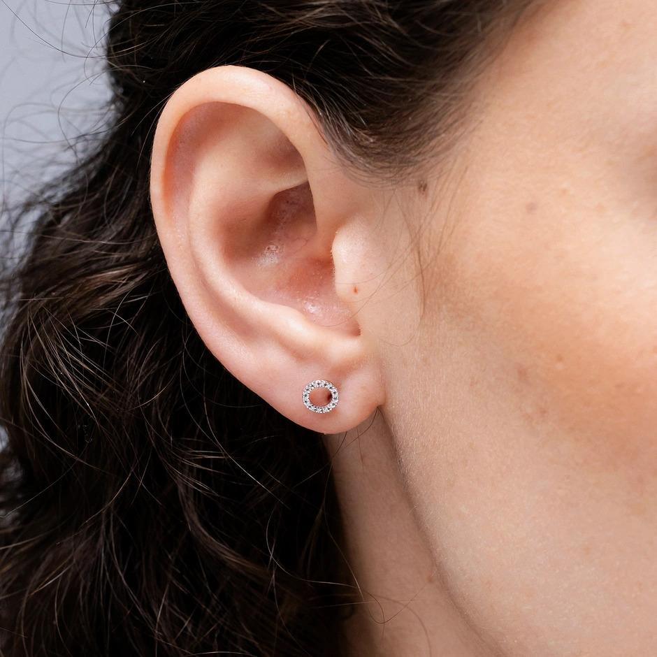 Modern Natural Diamond XO Stud Earrings in 14K Yellow Gold (Size-1.1mm  Color-I-J) For Sale