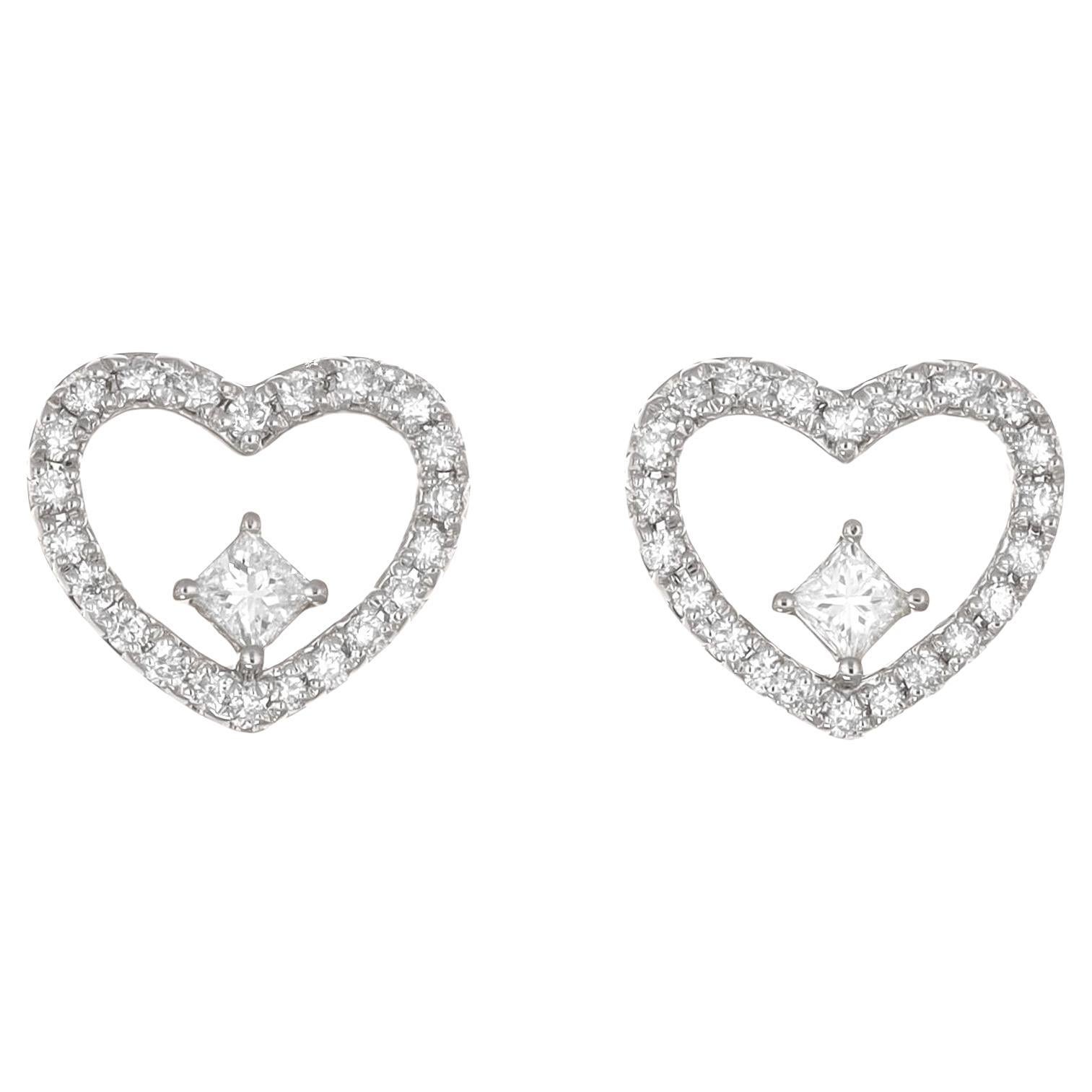 Moderno Diamanti naturali da 0,25 carati Orecchini a forma di cuore in oro giallo 18KT in vendita
