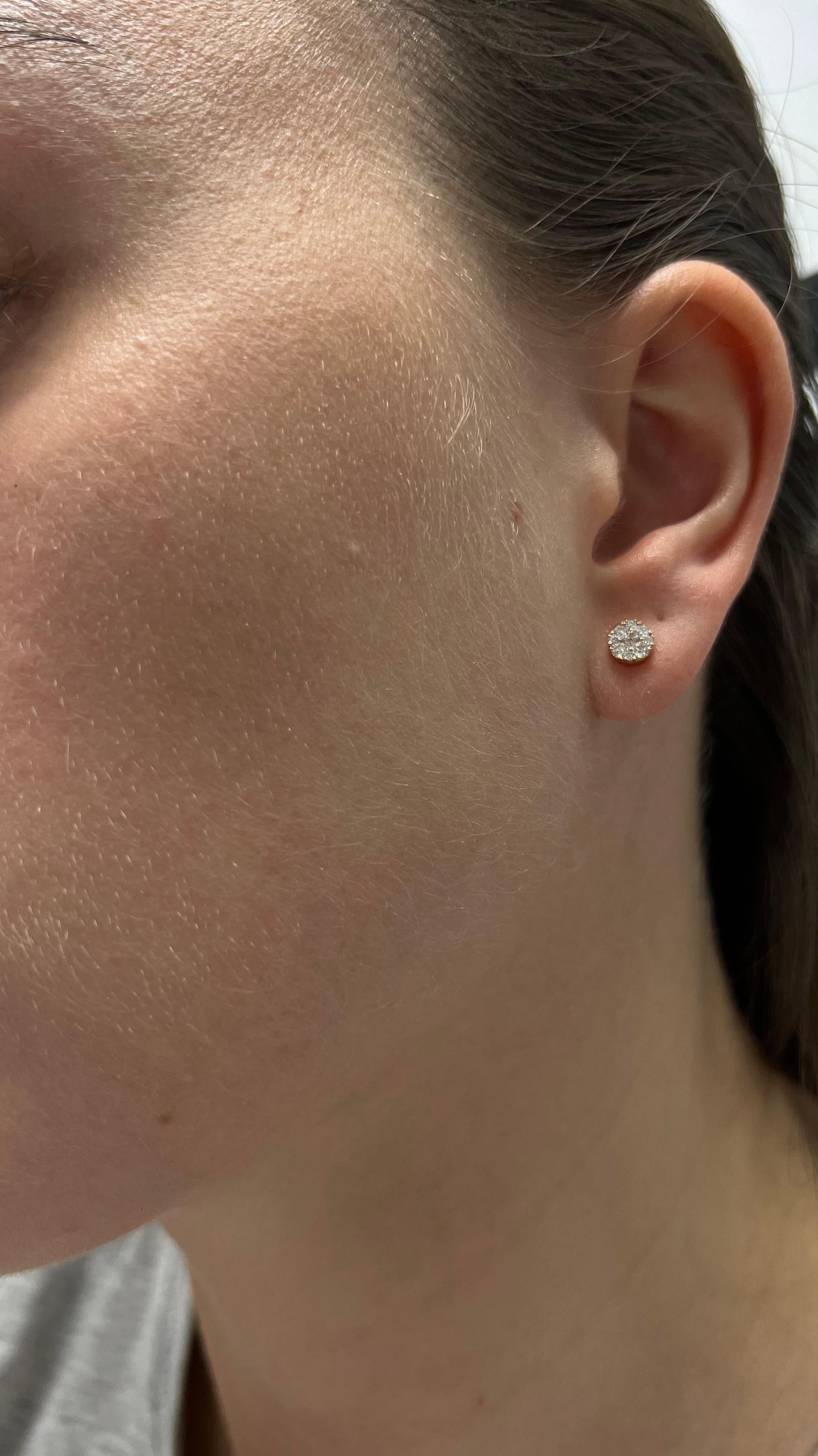 Diamants naturels 0,40 carat  Boucles d'oreilles en or blanc 18 ct The Modern Cluster en vente 5