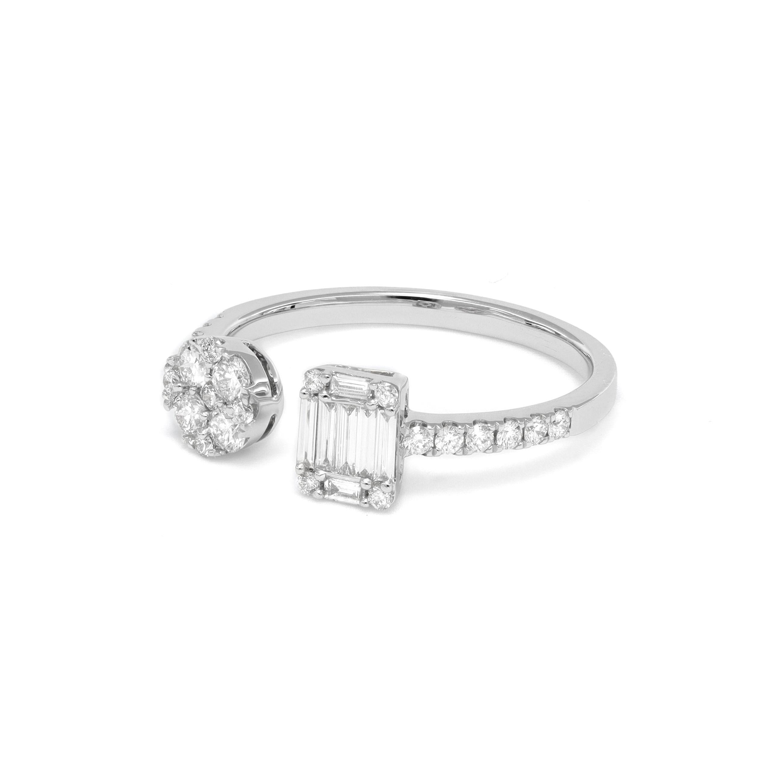 Natürliche Diamanten 0,49 Karat 18KT Weißgold  Mehrfarbiger Cluster Statement-Ring (Baguetteschliff) im Angebot
