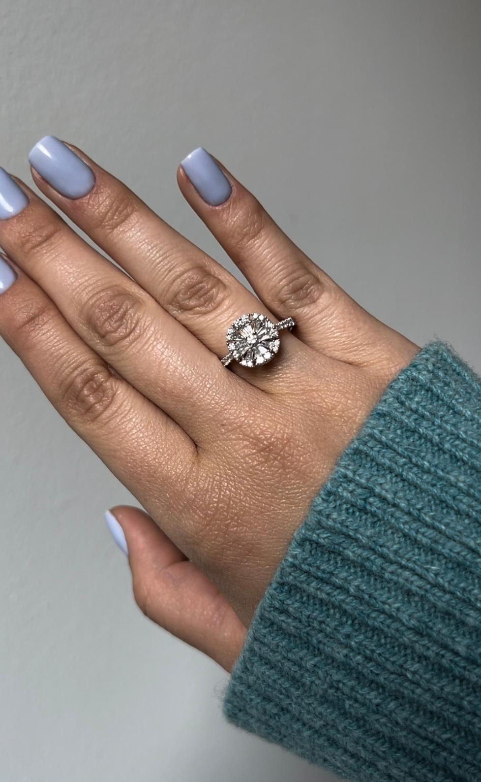 Natürliche Diamanten 0,73 Karat 18KT Weißgold Flower Star Burst Mode-Ring mit Blumenstrauß im Angebot 1