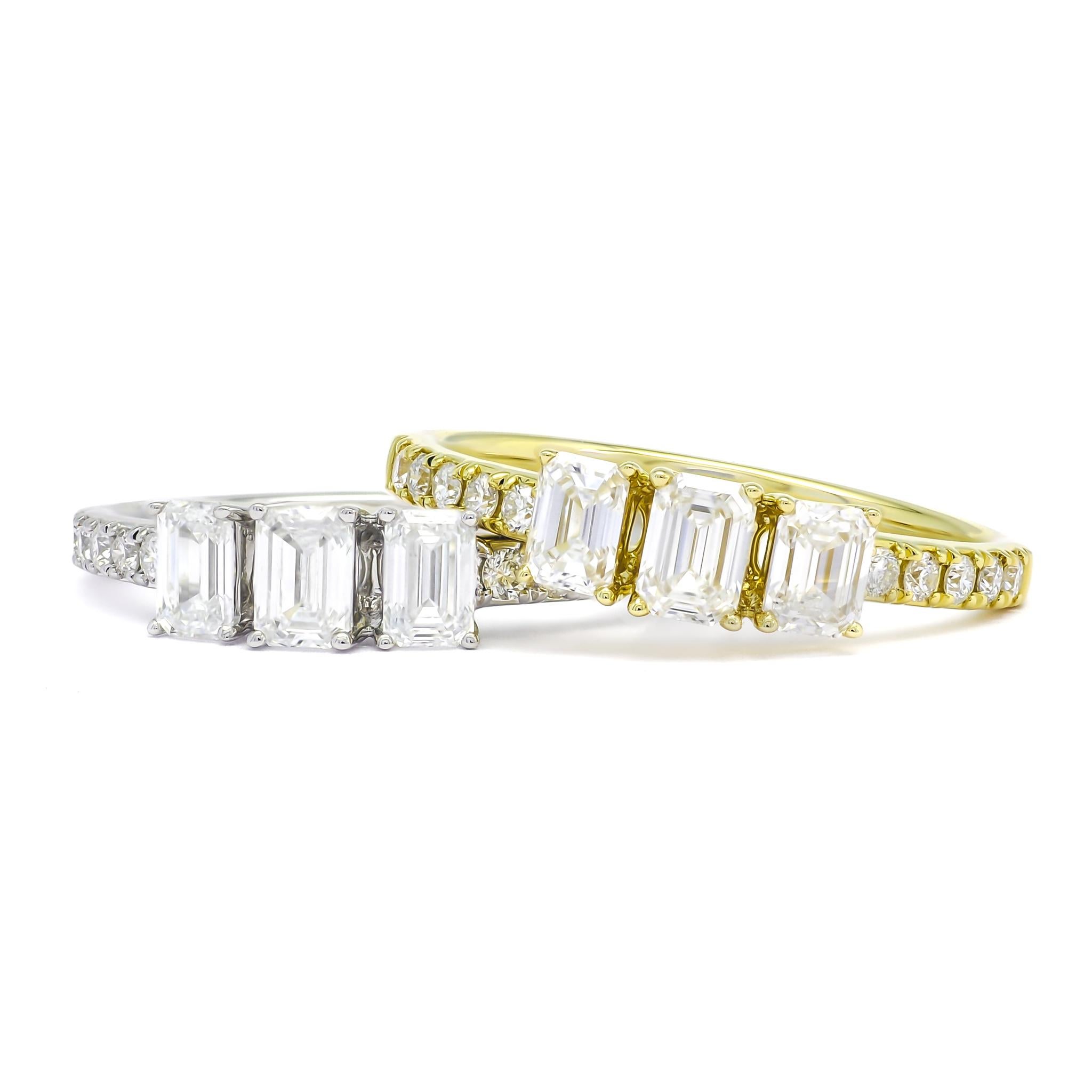 Diamants naturels  Bague promesse trilogie en or jaune 18 carats taille émeraude 0,76 carat Neuf - En vente à Antwerpen, BE