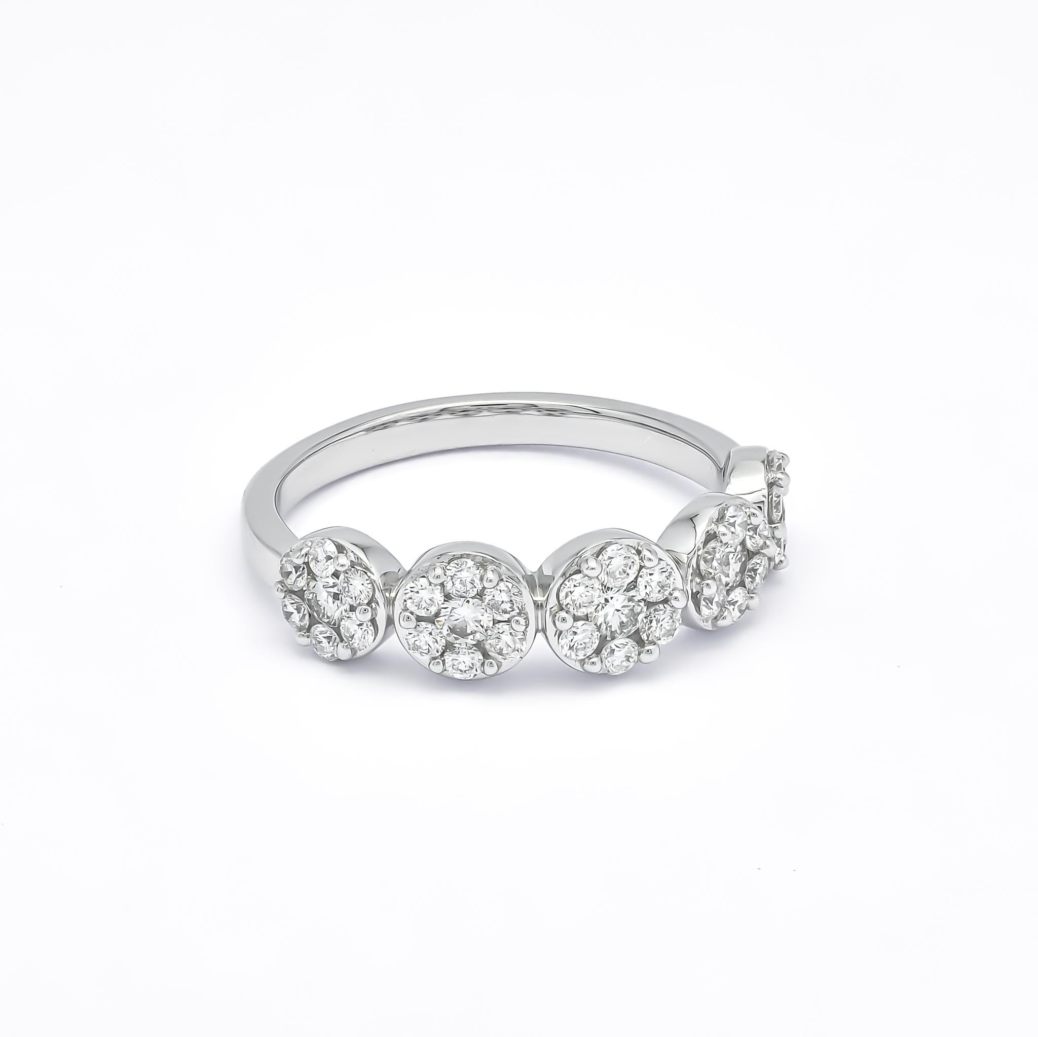 Natural Diamonds 0.80 cts 18KT White Gold Modern Engagement Ring For Sale 5