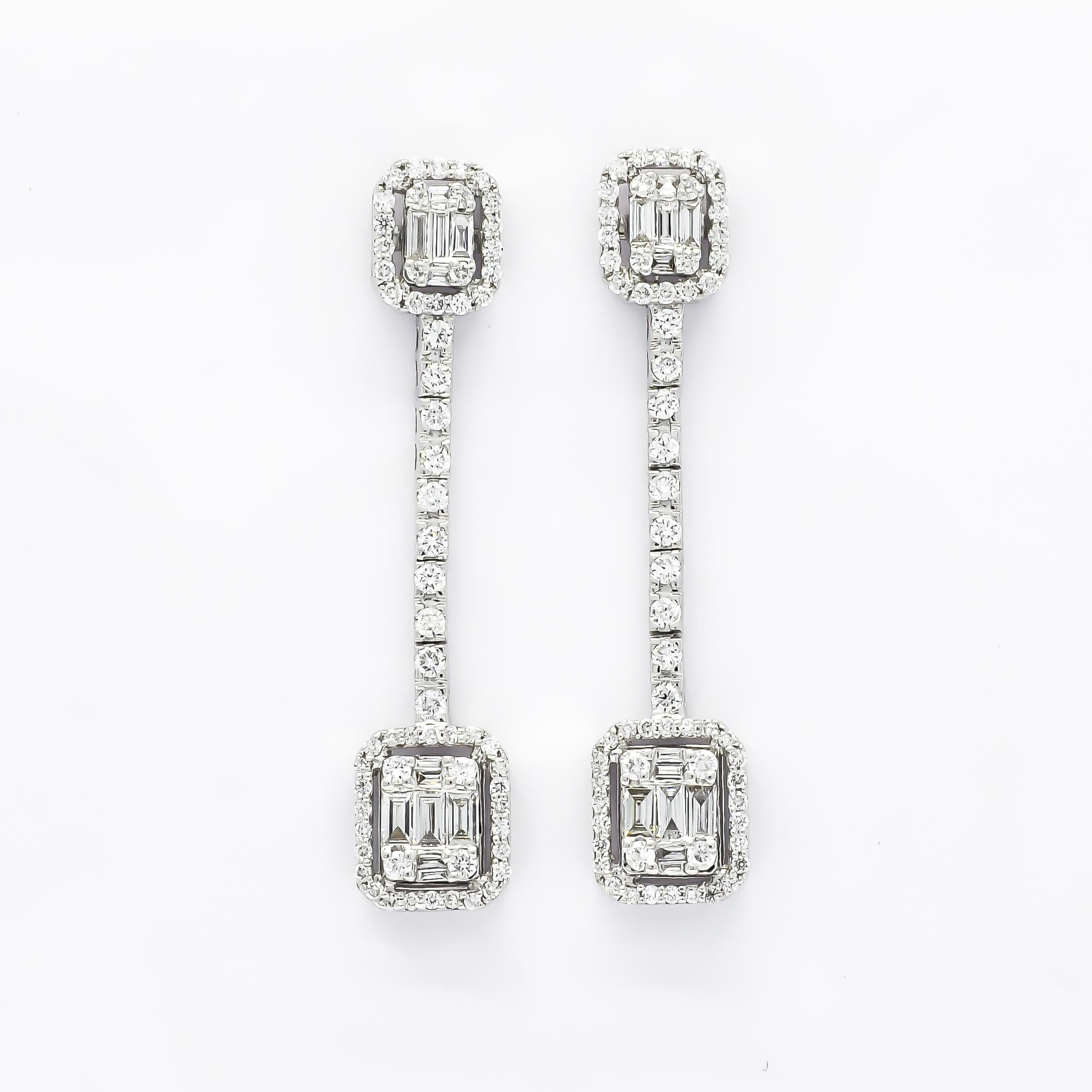 Baguette Cut Natural Diamonds 1.26 Carats 18KT Yellow Gold Cocktail Dangler Drop Earrings For Sale