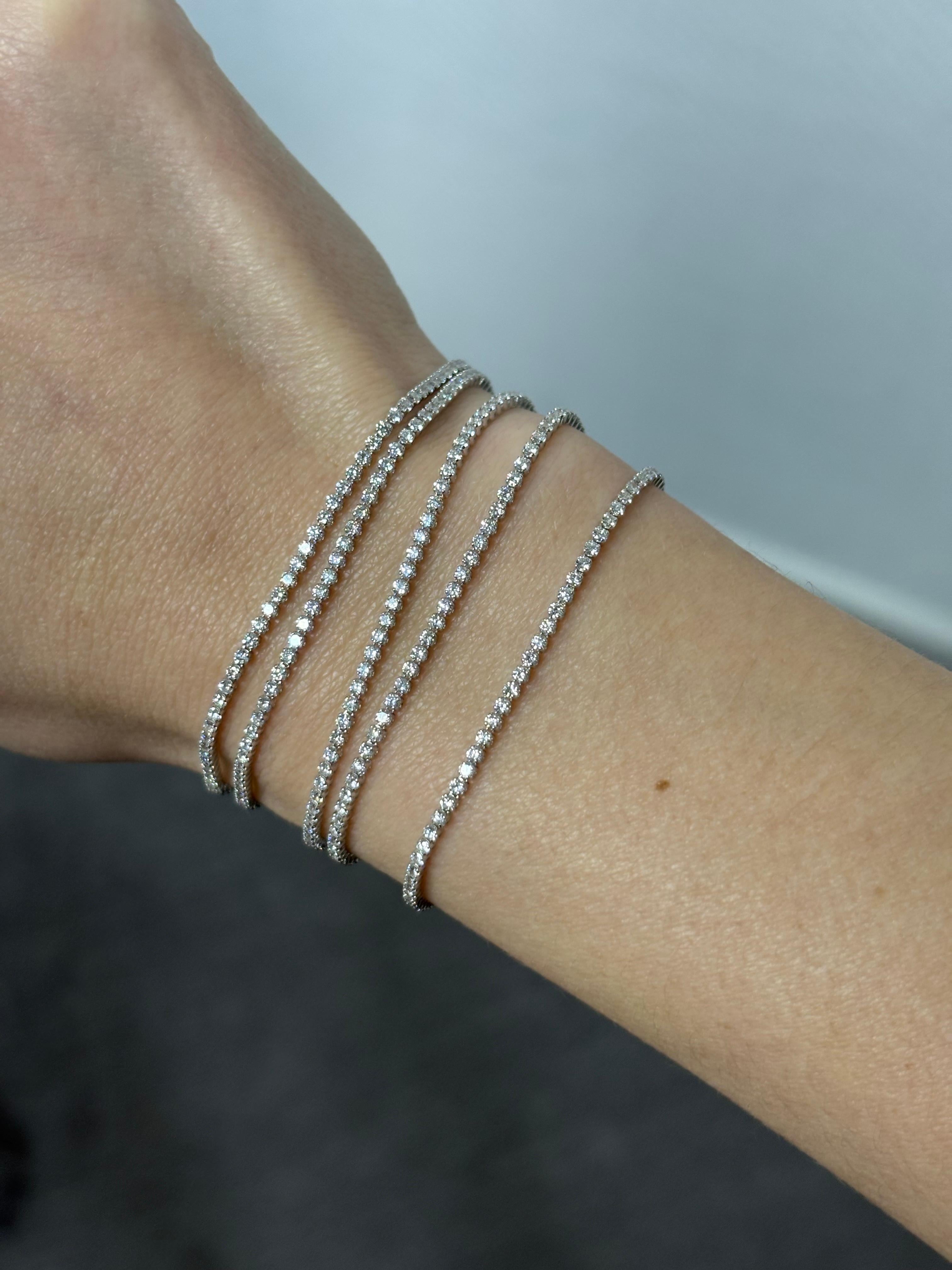 Diamanti Nature 1,50ct in oro bianco 18k  Bracciale tennis classico a quattro punte in vendita 3