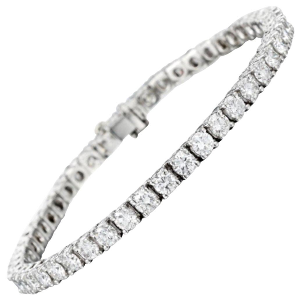 Natural Diamonds 20 Carat White Gold Tennis Bracelet For Sale