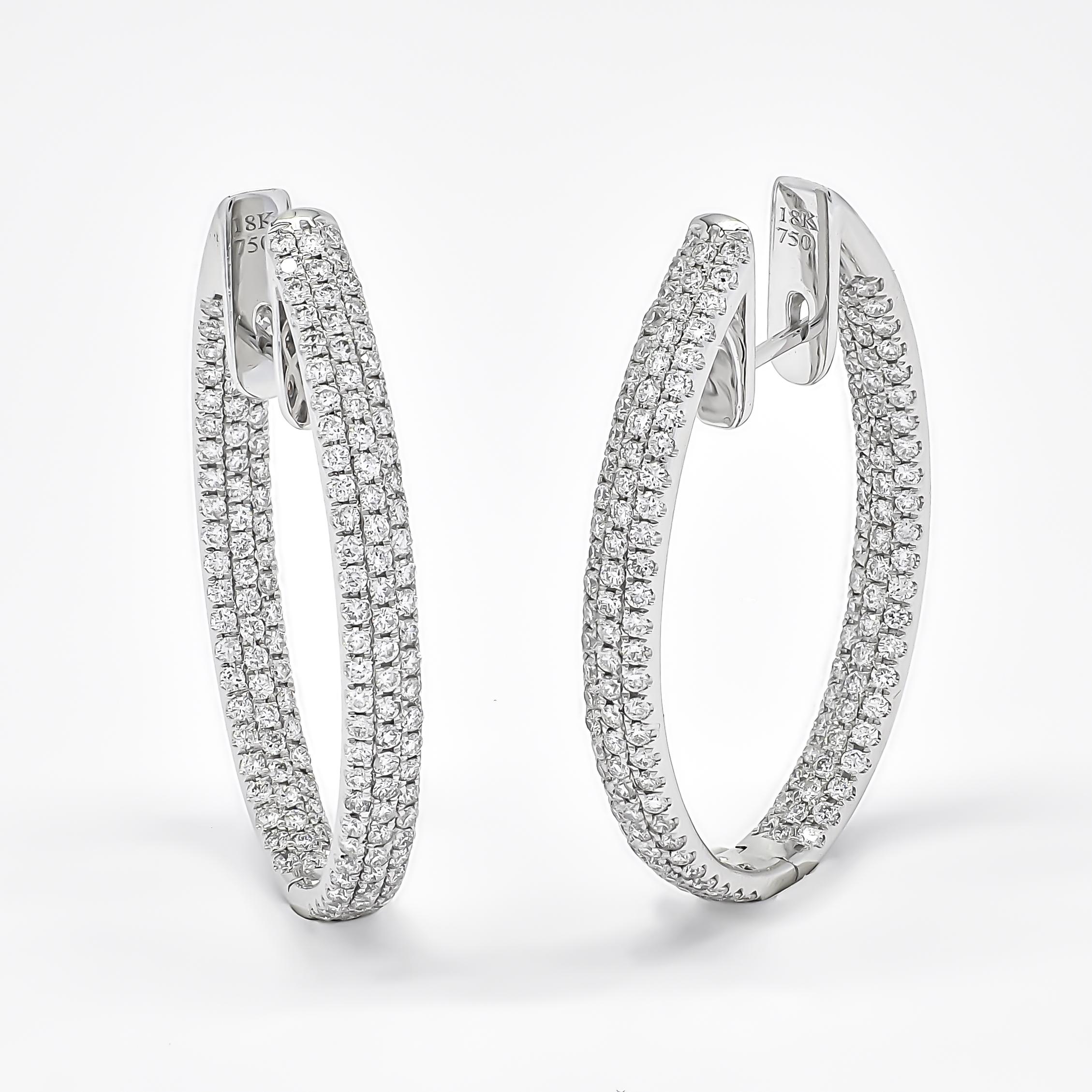 Orecchini a cerchio in oro bianco 18KT con diamanti naturali da 2,75 carati 