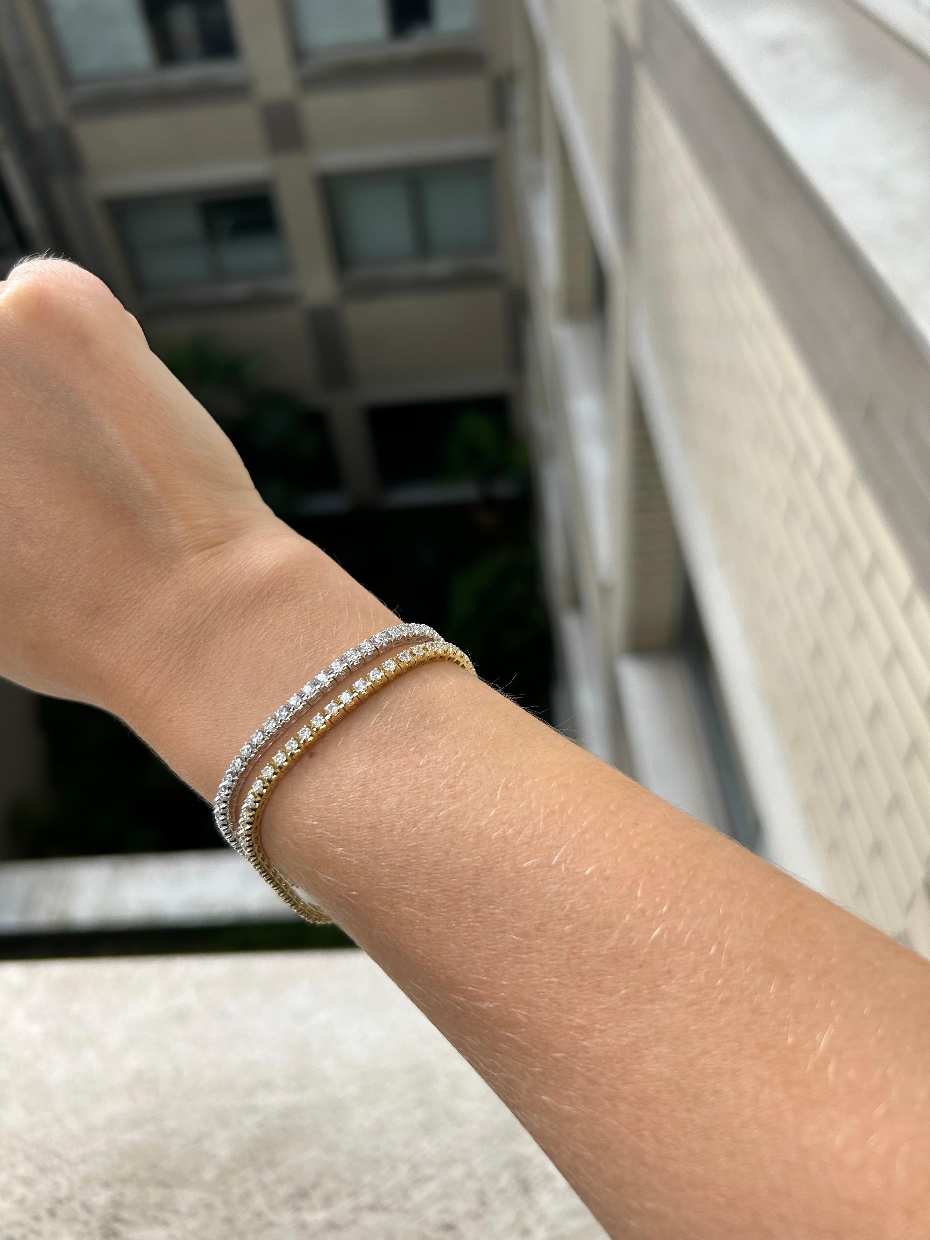 Diamantes Naturales 4.00ct 18 Kilates Oro Blanco Pulsera ModernTennis en venta 1