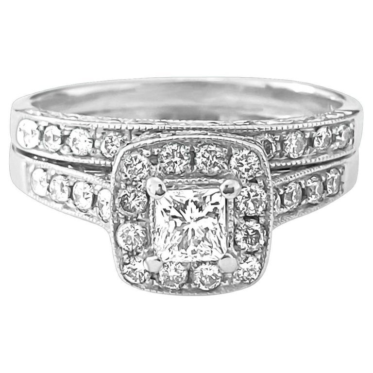 Natural Diamonds in 14k White Gold Engagement Ring For Sale at 1stDibs