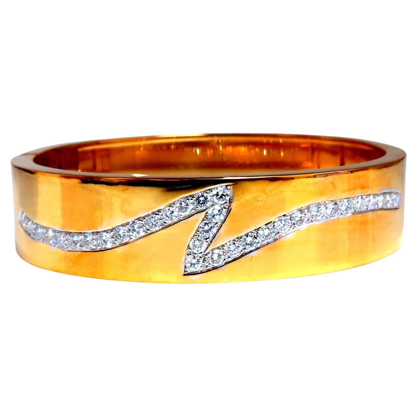 Bracelet jonc en or 14 carats avec diamants naturels « Lightning Initial N Z » en vente