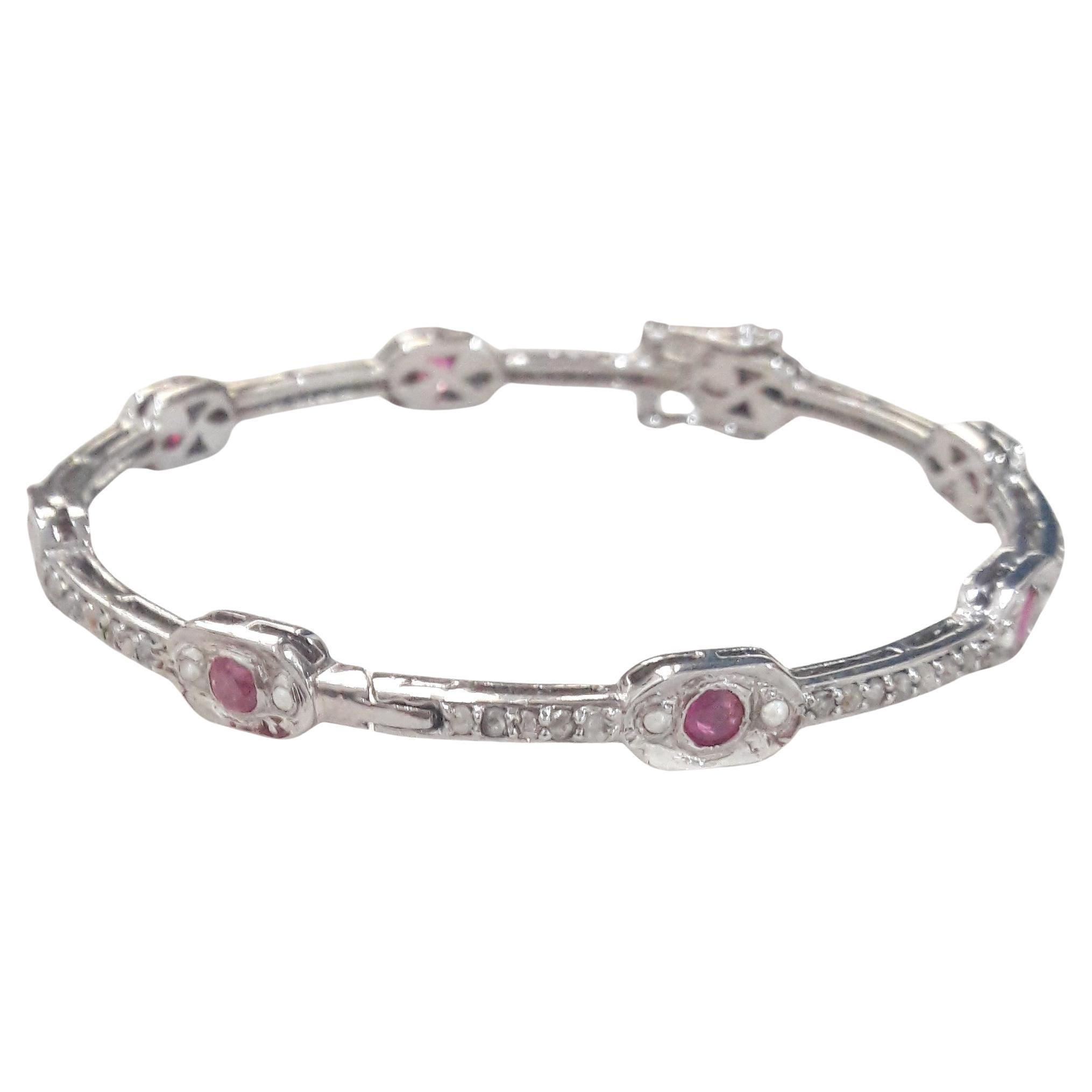 Scharnierarmband mit natürlichen Diamanten, Perle, Rubin, oxidiertem Silber