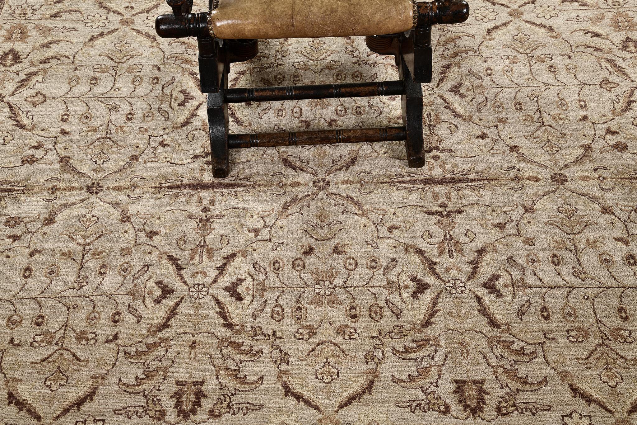 Vous avez envie d'un thème européen ou occidental avec une touche de luxe ? Ce tapis sera parfait pour votre intérieur ! Ce tapis du renouveau du Design/One possède sa double trame unique et ses nœuds symétriques qui sont toujours à la mode. Vos