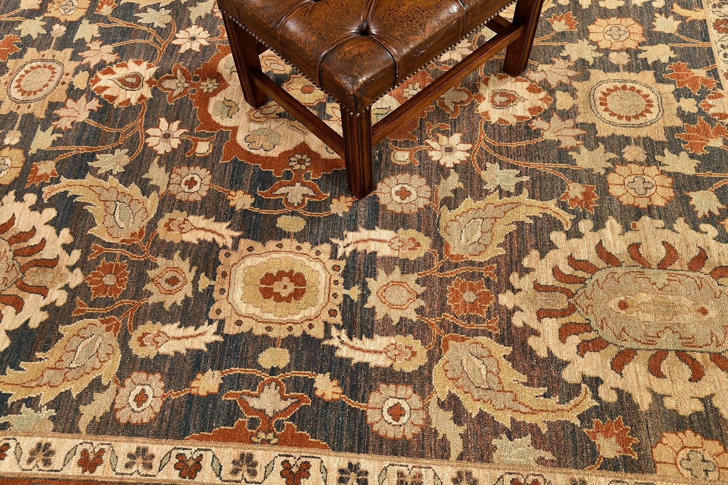 Natural Dye Antique Sultanabad Revival Rug from Mehraban In New Condition In WEST HOLLYWOOD, CA