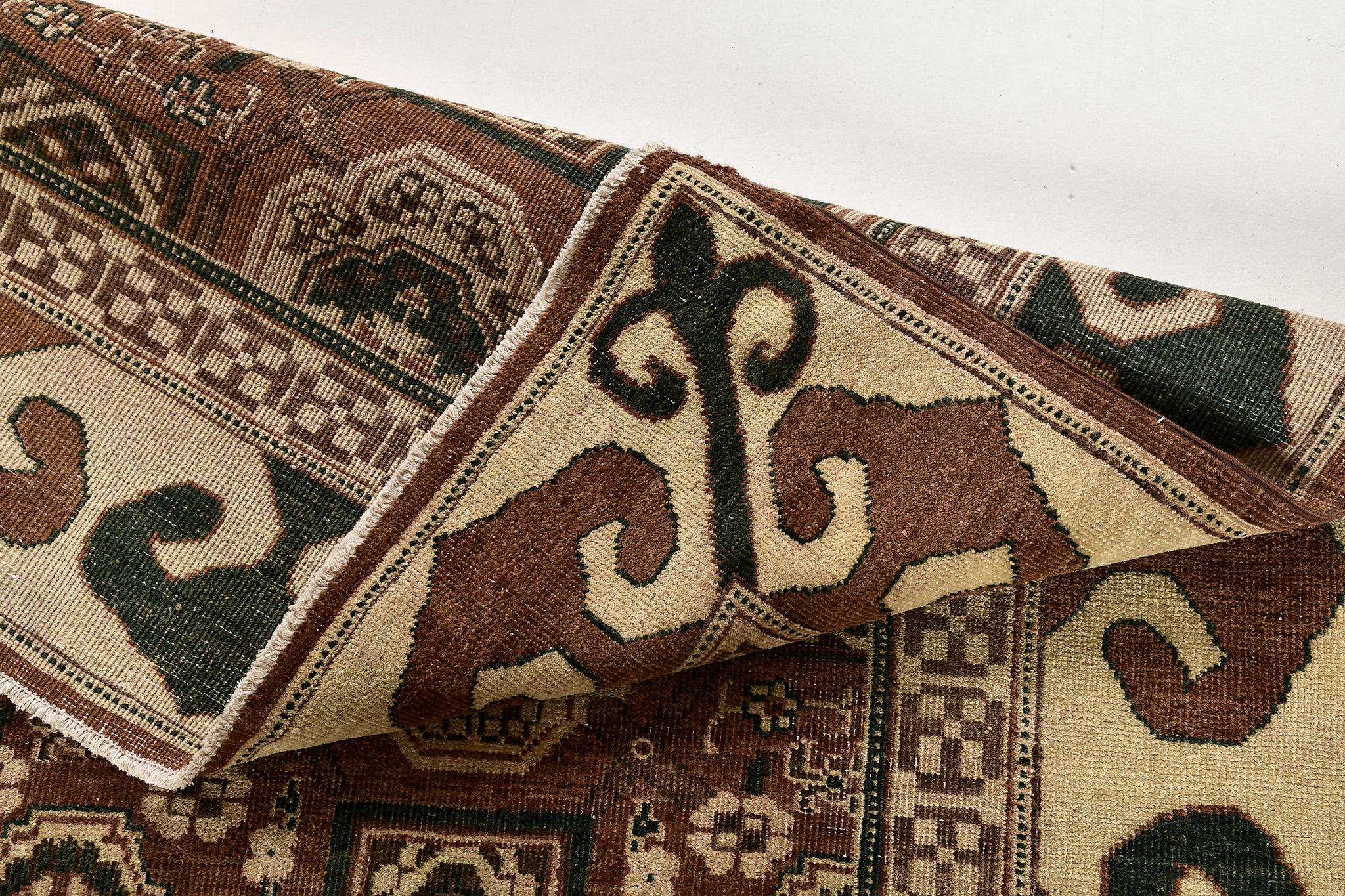 Natürliche Färbung Arts and Craft Teppich im Angebot 1