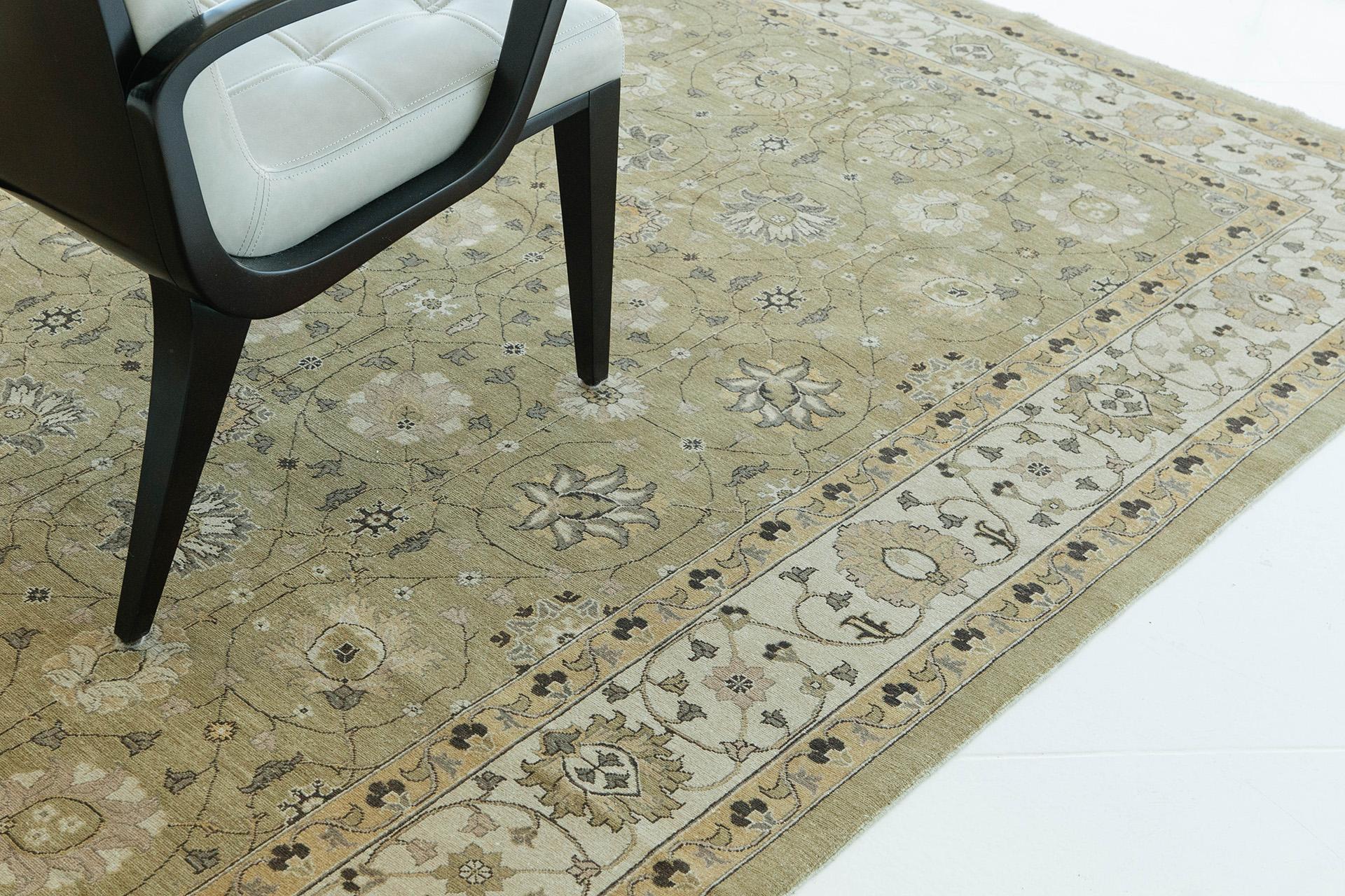 Tappeto classico Tabriz Design Collection Fable a tintura naturale In condizioni Nuovo in vendita a WEST HOLLYWOOD, CA