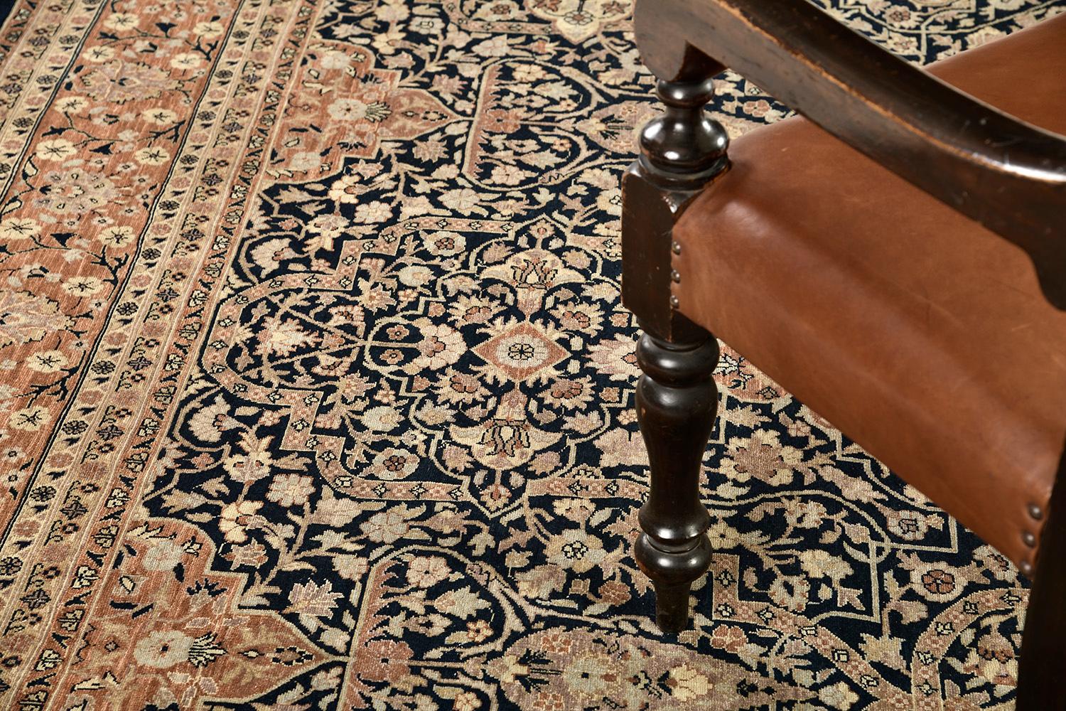 Natural Dye Farahan Revival Rug In New Condition In WEST HOLLYWOOD, CA