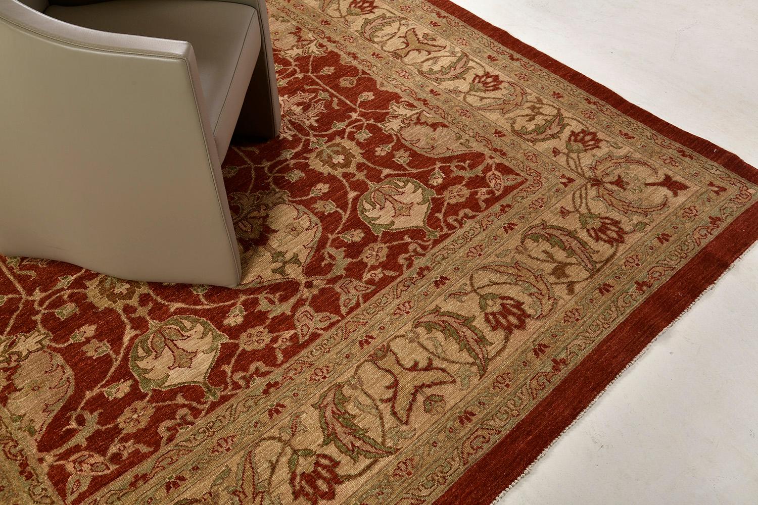 Natural Dye Oushak Revival Rug from Mehraban In New Condition For Sale In WEST HOLLYWOOD, CA