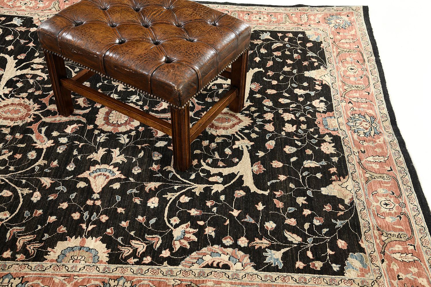 Natural Dye Sarouk Farahan Revival Rug In New Condition For Sale In WEST HOLLYWOOD, CA