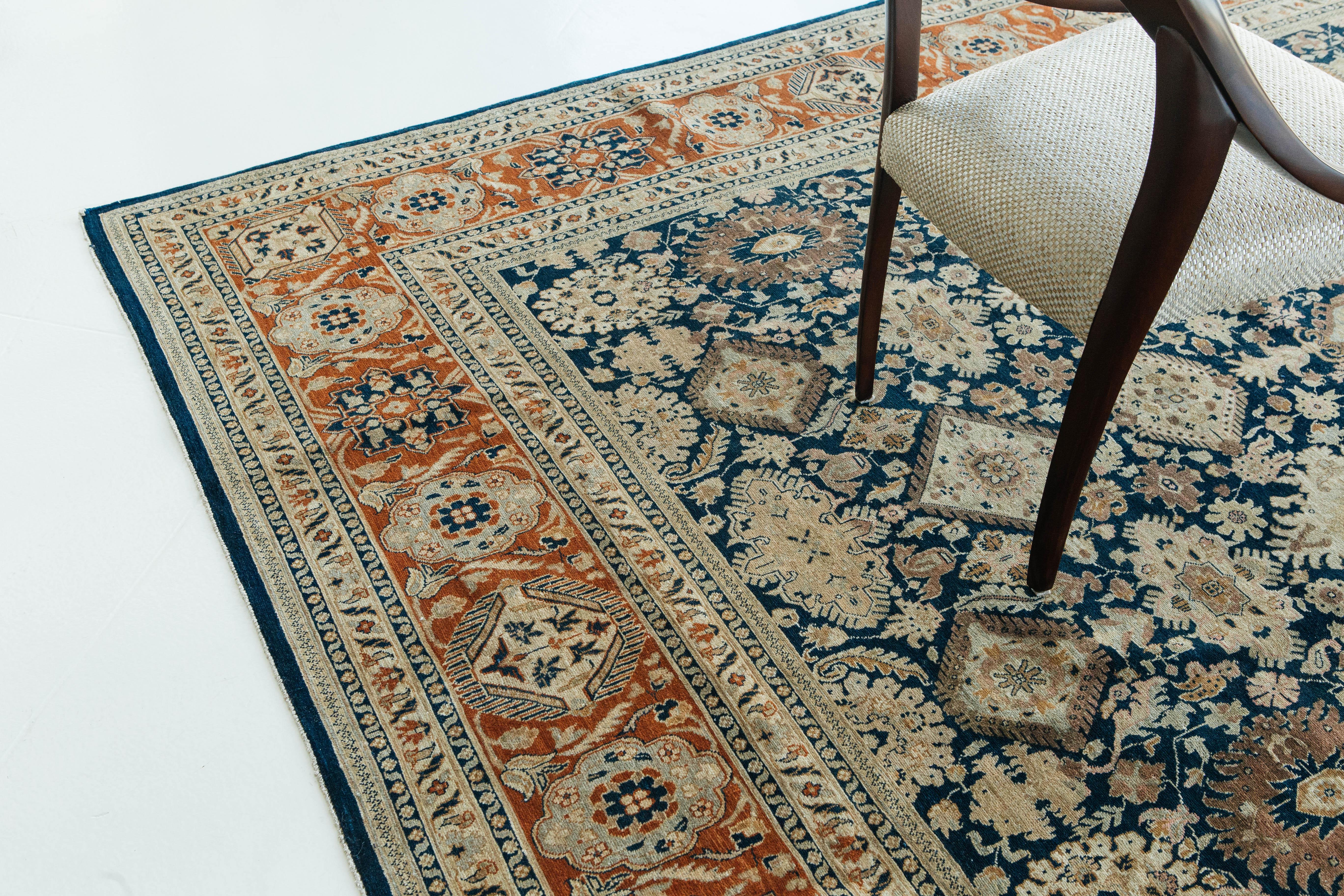 XXI secolo e contemporaneo Tappeto in stile Sarouk Farahan con tintura naturale in vendita