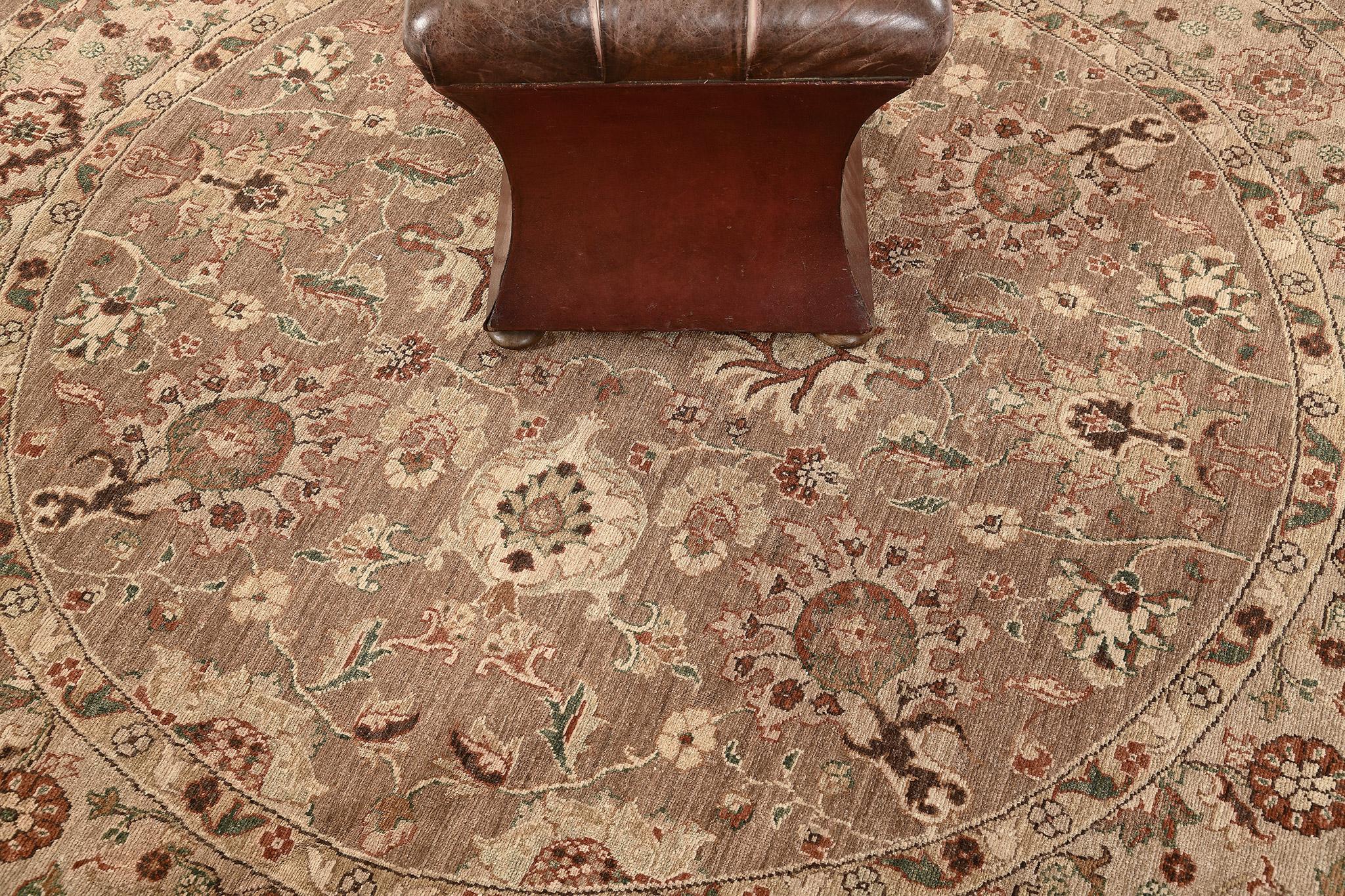 Hand-Knotted Natural Dye Sultanabad Revival Round Rug For Sale