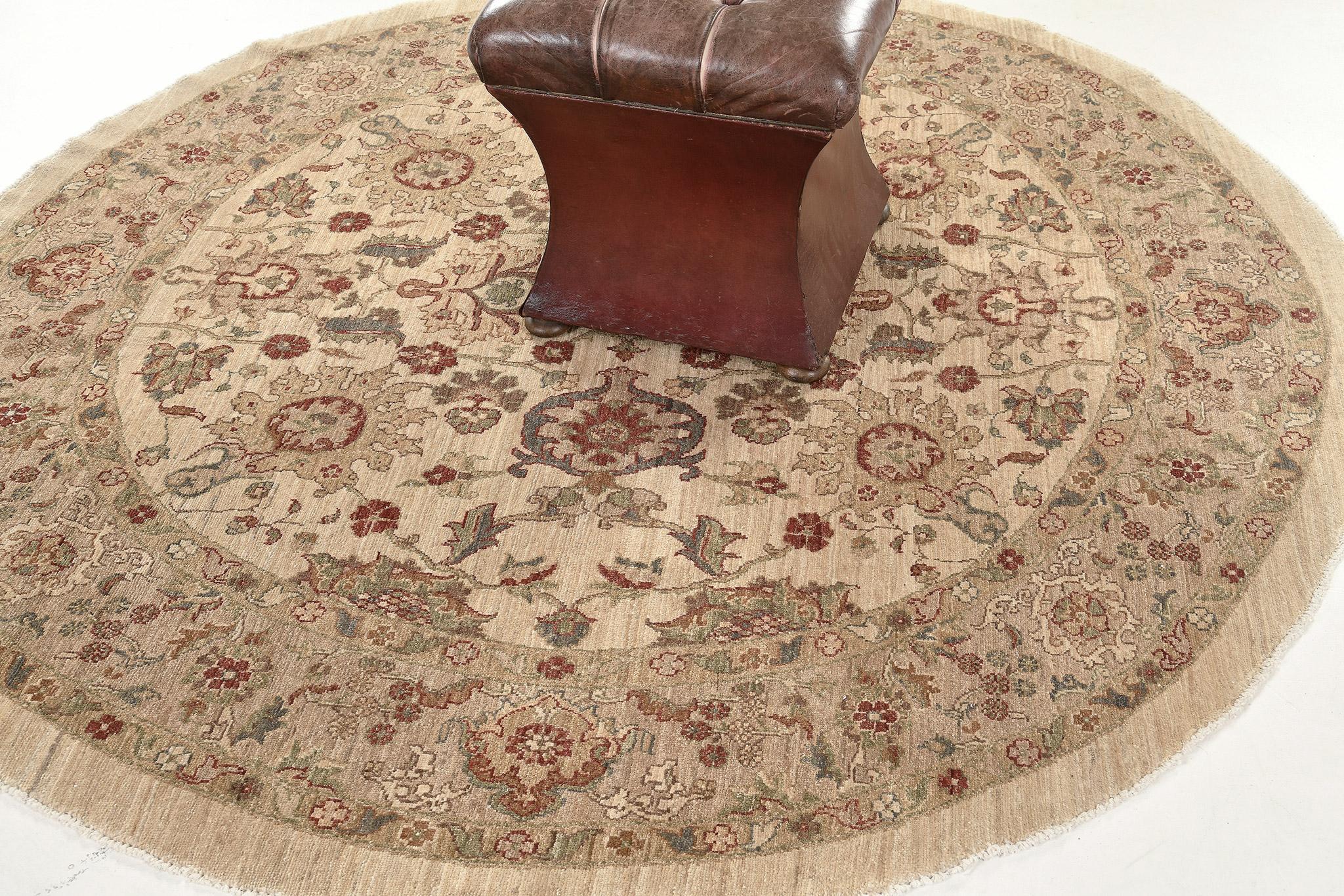 Hand-Knotted Natural Dye Sultanabad Revival Round Rug For Sale
