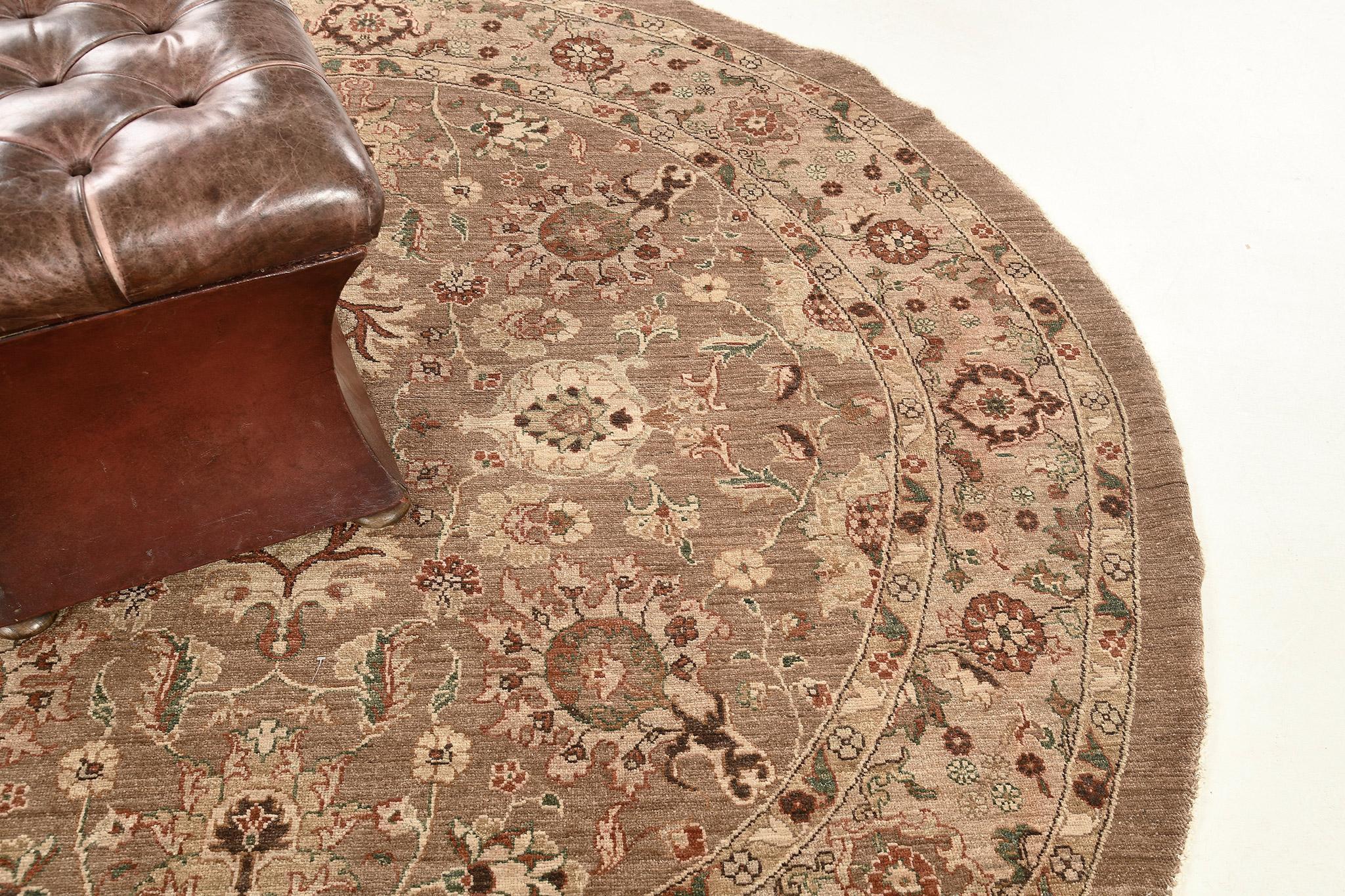 Tapis rond Sultanabad Revive, teinture naturelle Neuf - En vente à WEST HOLLYWOOD, CA
