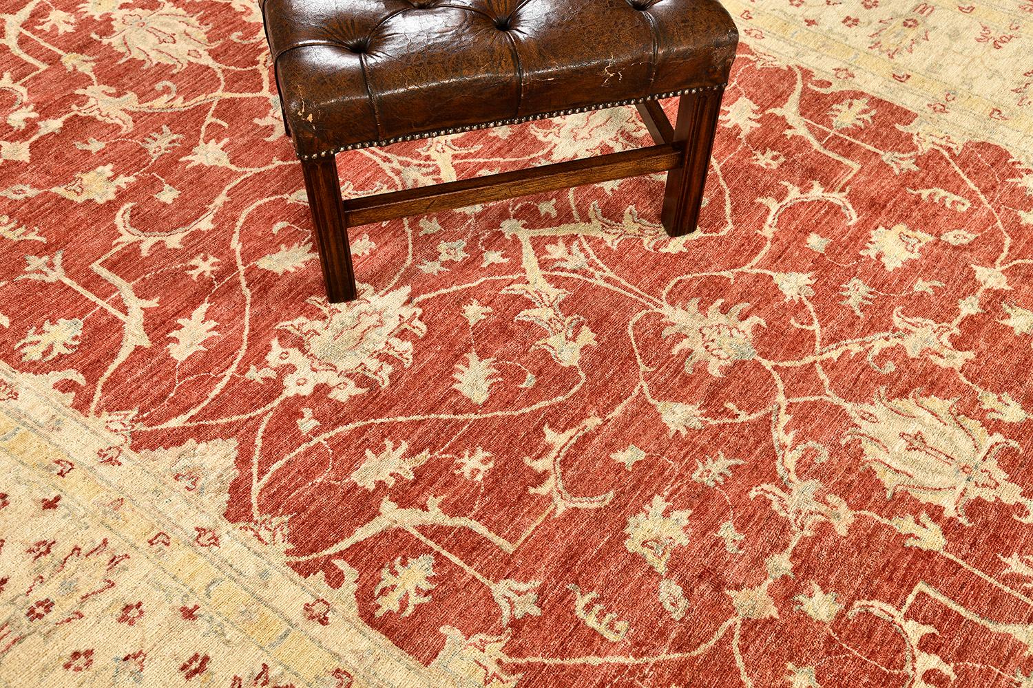 Natural Dye Sultanabad Revival Rug For Sale 2