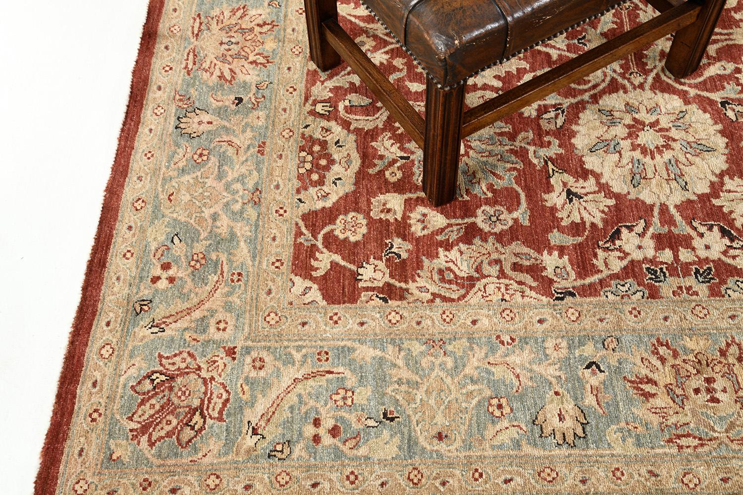 Natural Dye Sultanabad Revival Square Rug For Sale 3