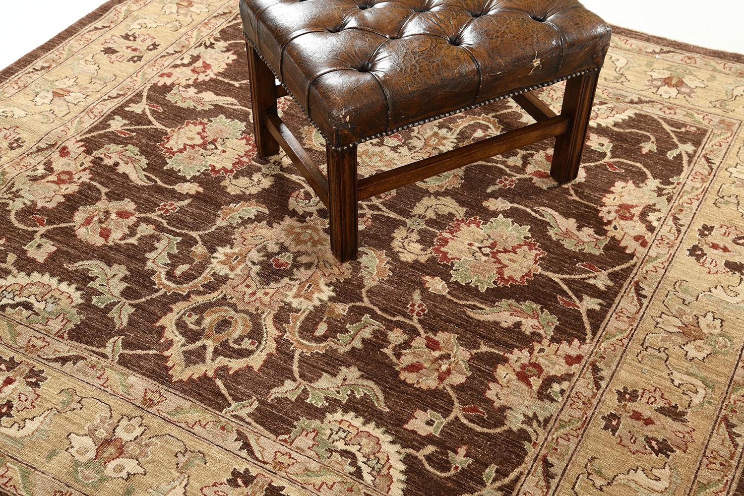 This enchanting Sultanabad Rug has symmetrical patterns that make the rug unique. A one of a kind rug that makes your interior more fascinating. Neutral tones feature even the smallest details of the patterns and motifs that match with the red